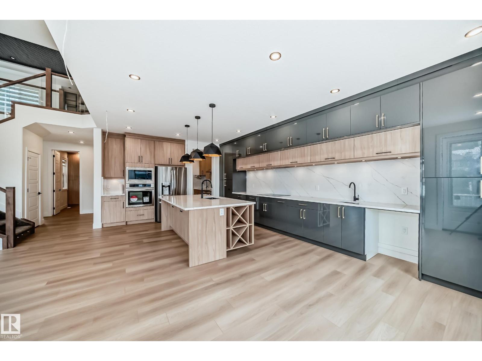 Property at 100 RUE MONETTE image 3
