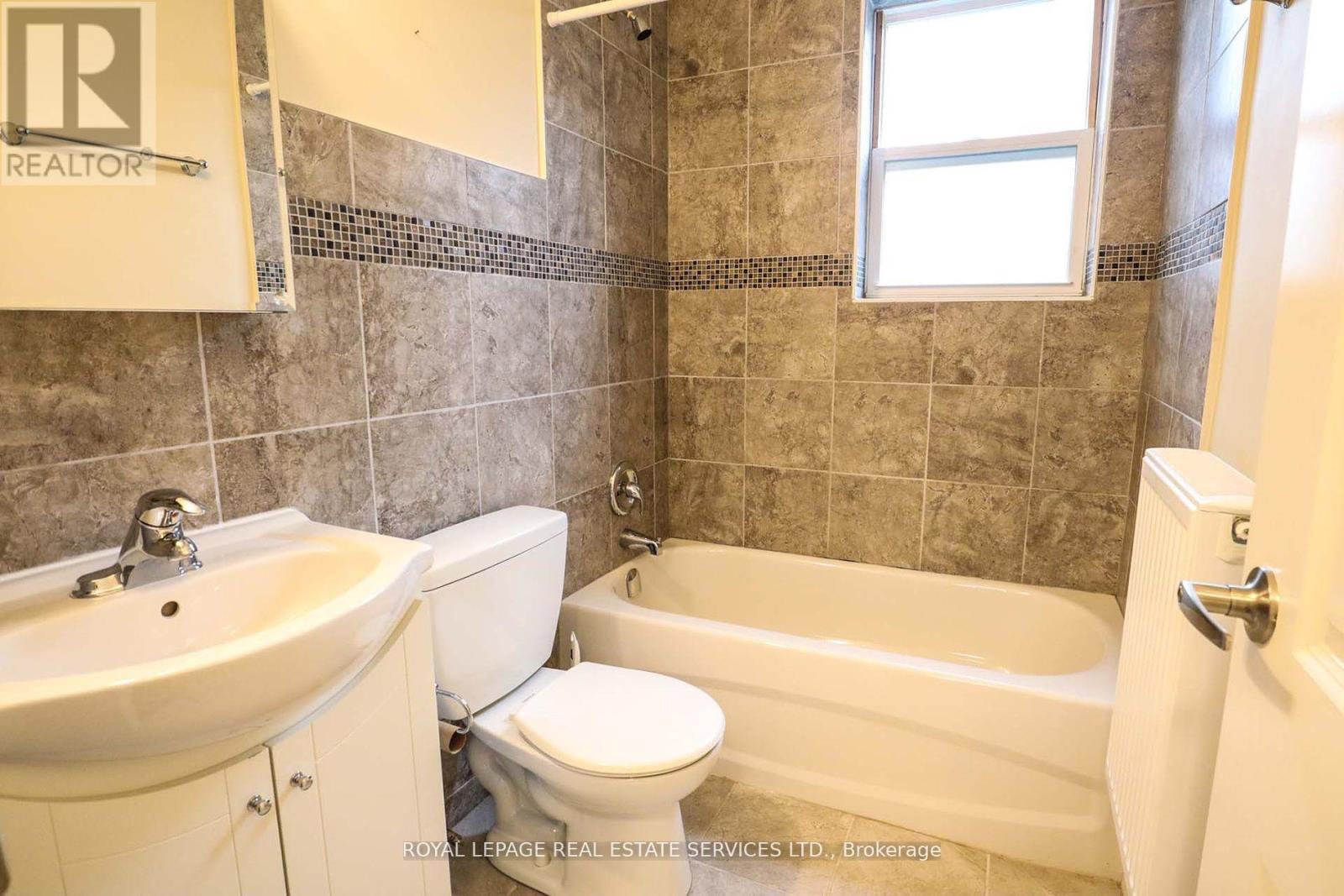 #1 - 61 Third Street, Toronto, Ontario  M8V 2X7 - Photo 8 - W12361219