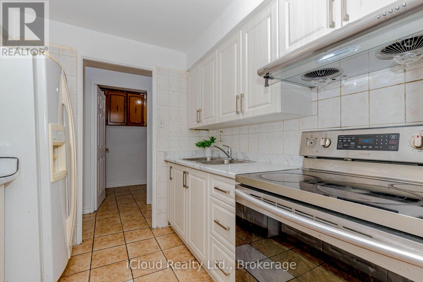 103 - 3555 Derry Road E, Mississauga, Ontario  L4T 1B2 - Photo 23 - W12361224