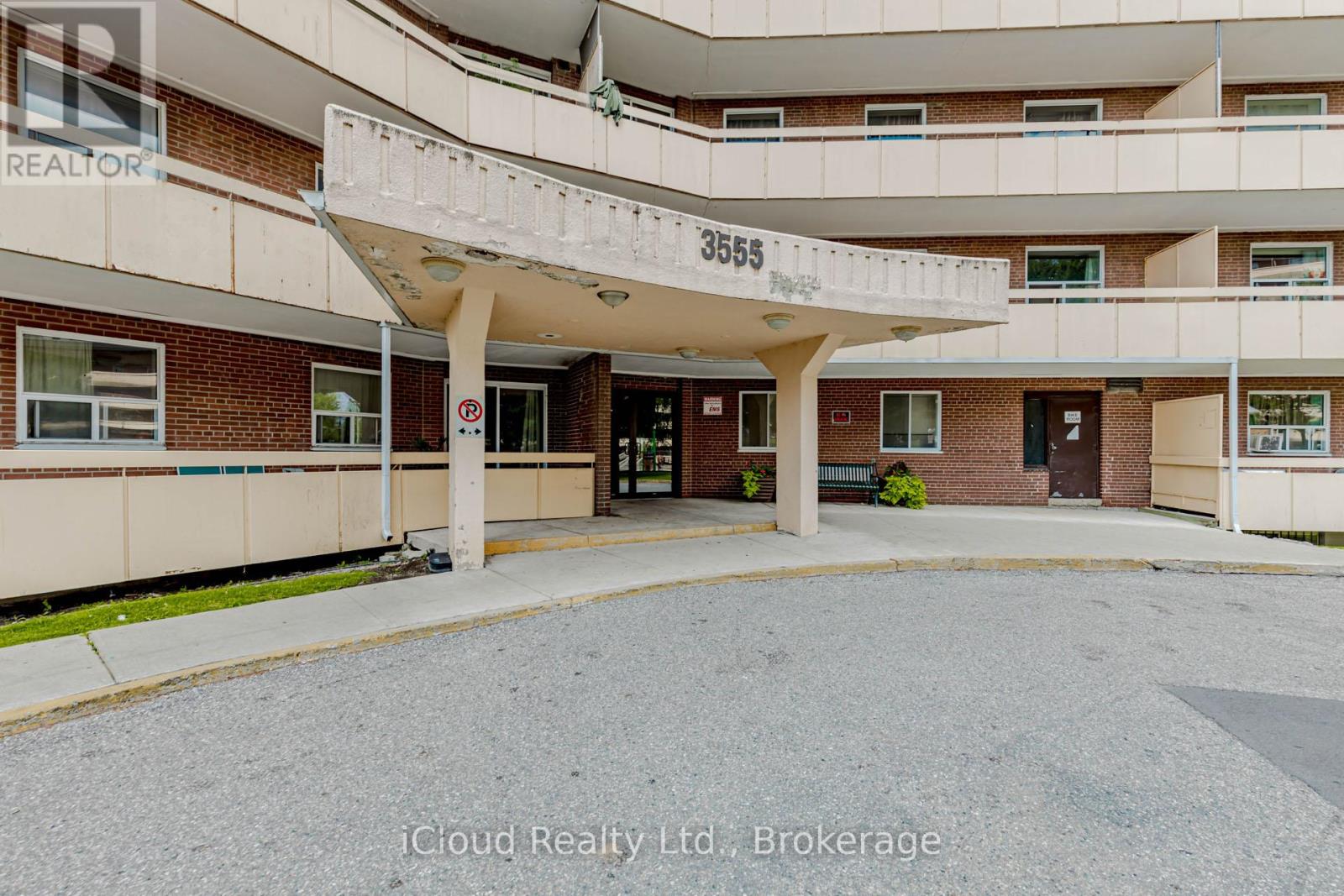 103 - 3555 Derry Road E, Mississauga, Ontario  L4T 1B2 - Photo 3 - W12361224