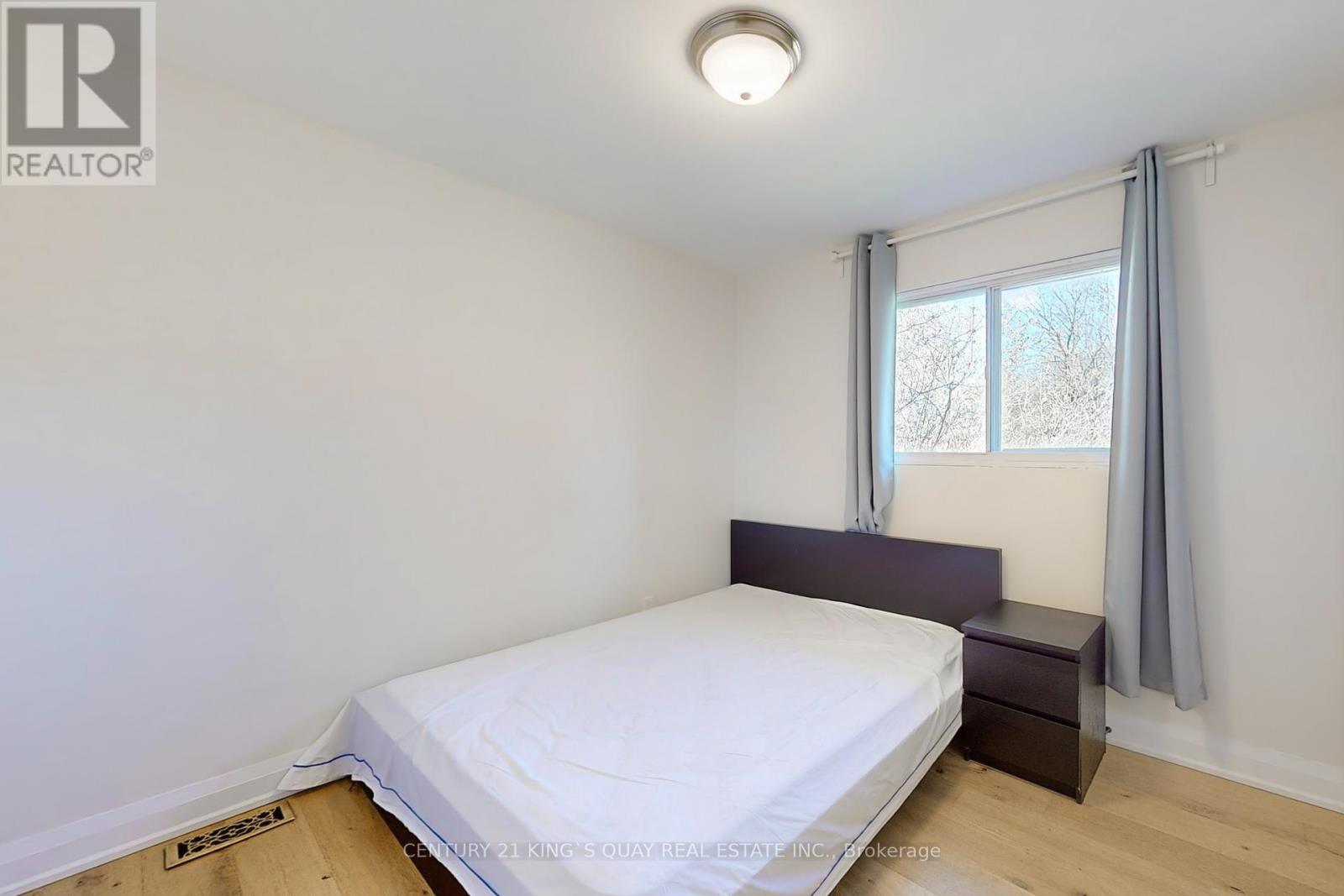 4 Honeybourne Crescent, Markham, Ontario  L3P 1P3 - Photo 17 - N12244959