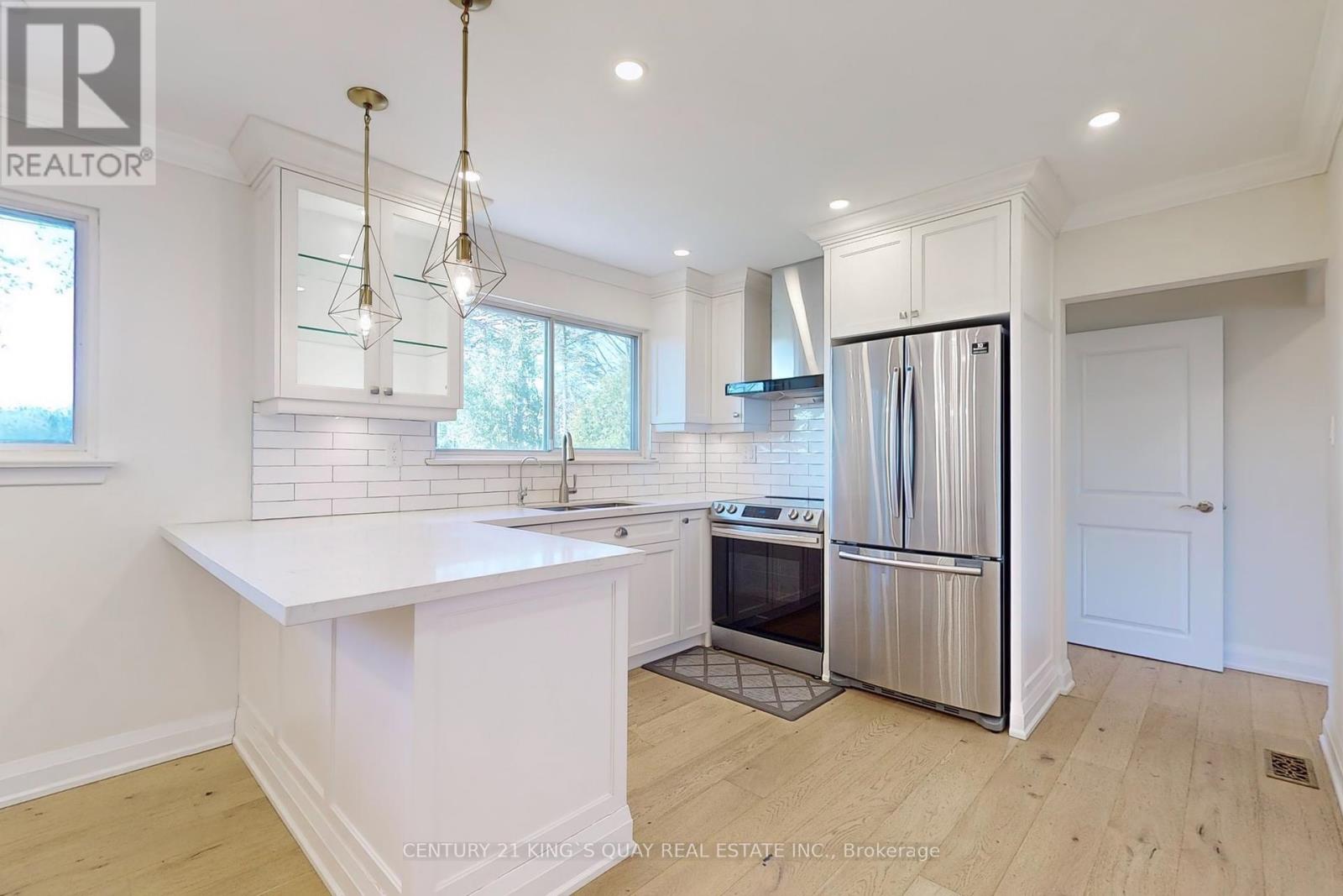 4 Honeybourne Crescent, Markham, Ontario  L3P 1P3 - Photo 7 - N12244959