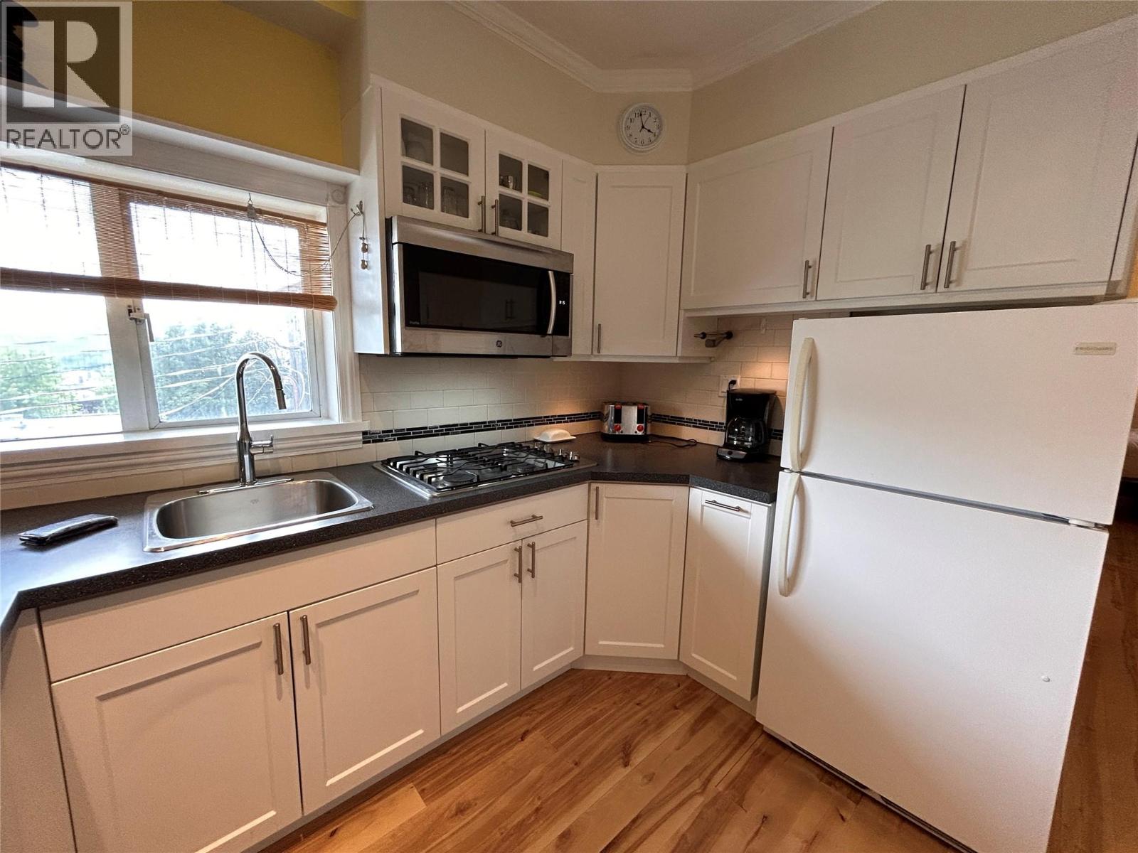2044 Washington Street Unit# 8, Rossland, British Columbia  V0G 1Y0 - Photo 23 - 10358266