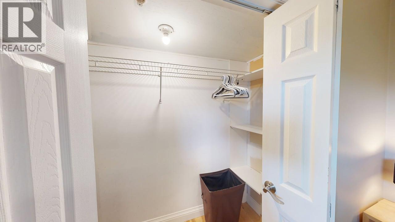 2044 Washington Street Unit# 8, Rossland, British Columbia  V0G 1Y0 - Photo 10 - 10358266