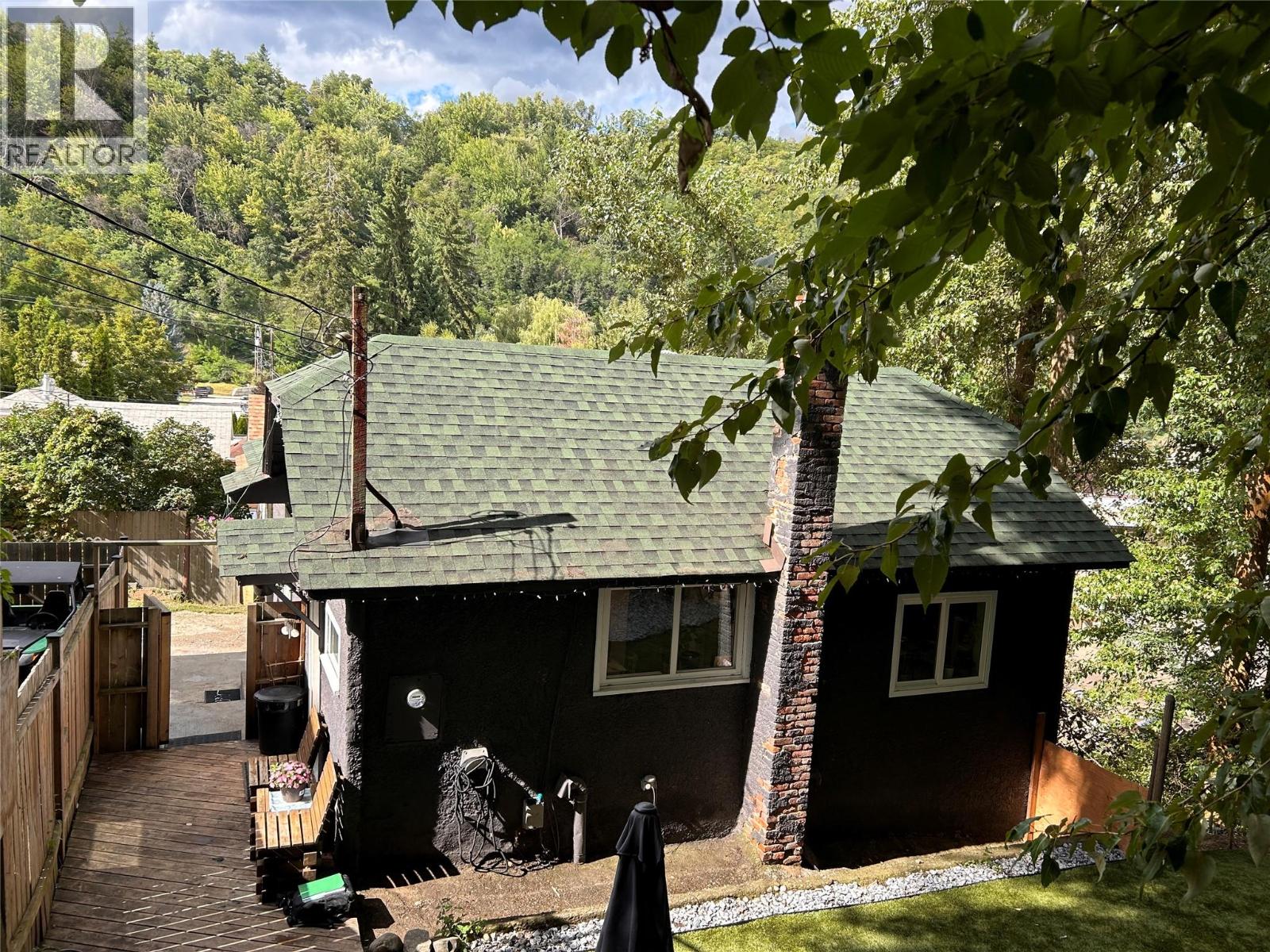 Property at 533 Turner Street image 3
