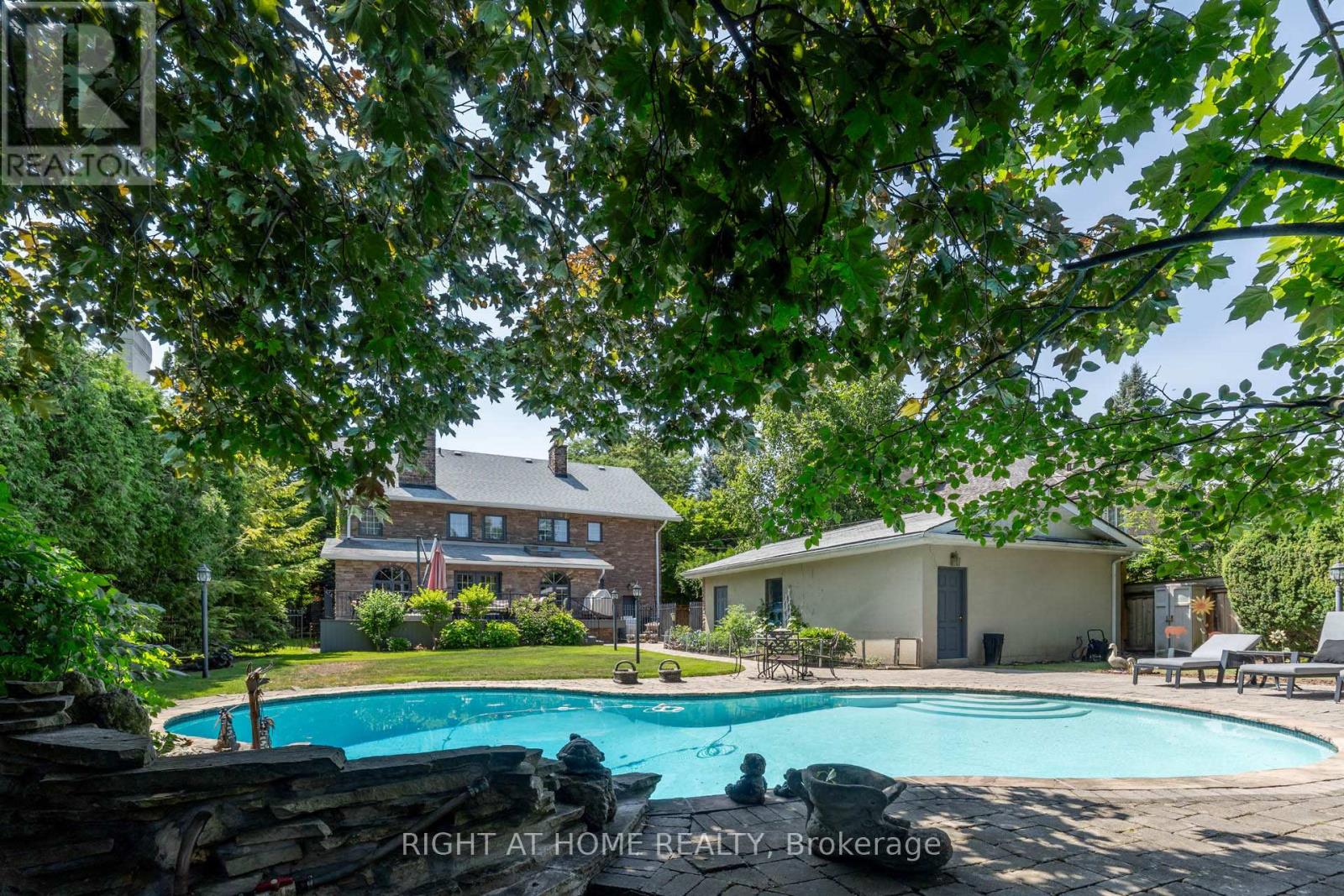 287 Russell Hill Road, Toronto, Ontario  M4V 2T5 - Photo 14 - C12361250
