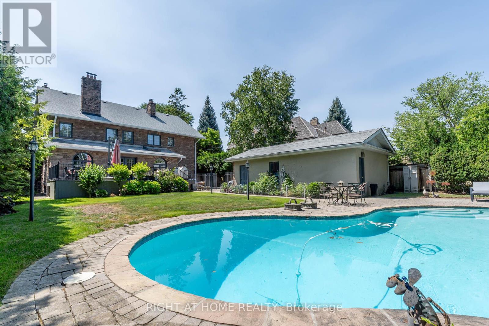 287 Russell Hill Road, Toronto, Ontario  M4V 2T5 - Photo 15 - C12361250