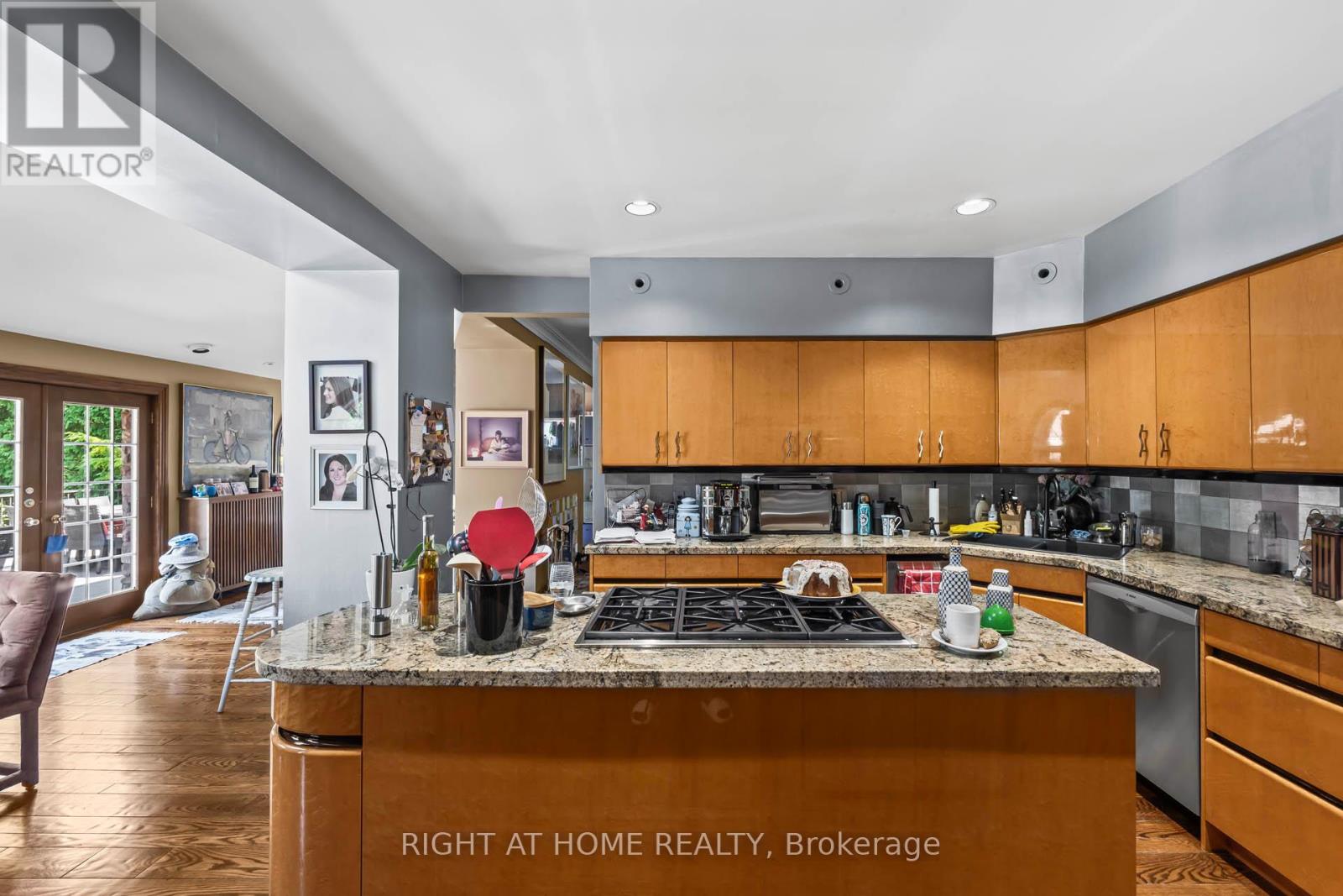 287 Russell Hill Road, Toronto, Ontario  M4V 2T5 - Photo 33 - C12361250