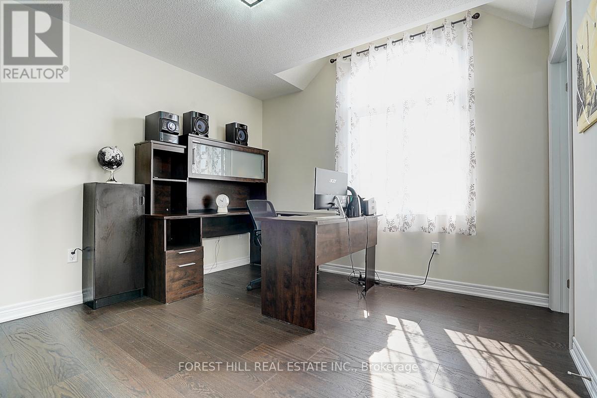 21 Dorothy Caine Crescent Ne, Georgina, Ontario  L4P 0S6 - Photo 34 - N12361242