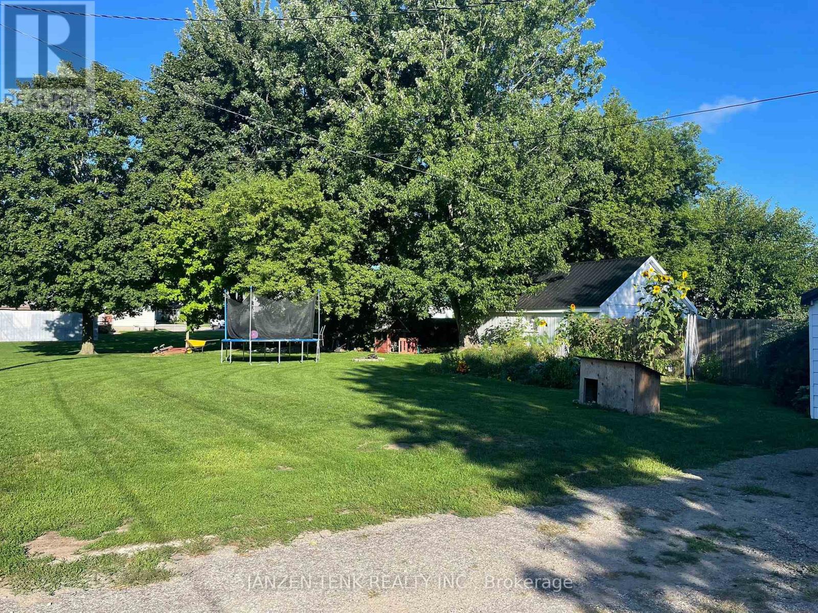 8 George Street, Norfolk, Ontario  N0E 1G0 - Photo 21 - X12278709