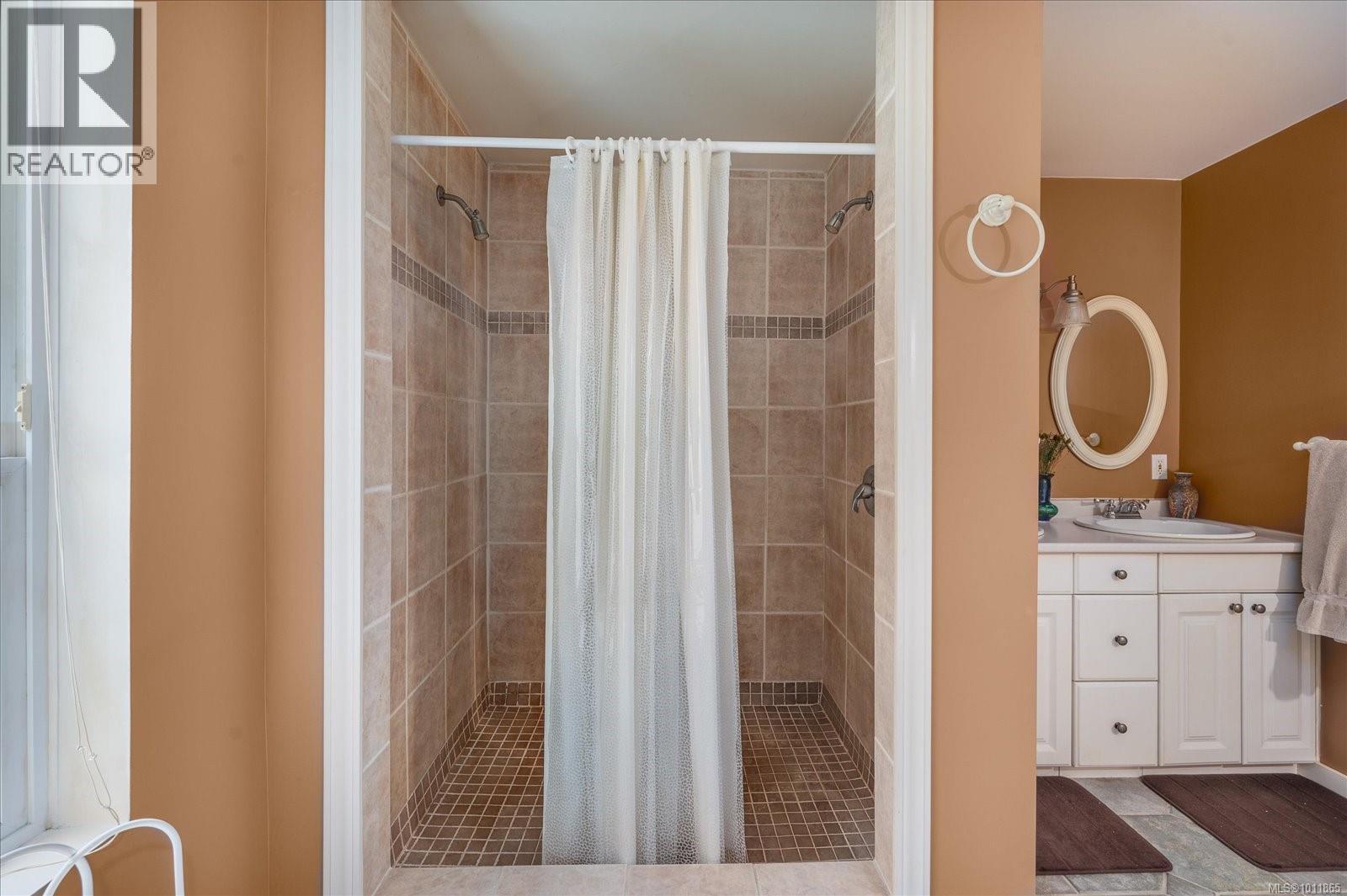 3097 Commodore Way, Gabriola Island, British Columbia  V0R 1X7 - Photo 25 - 1011865