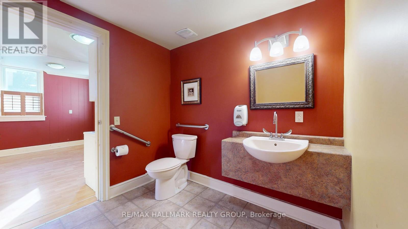 10 Wellington Street E, Athens, Ontario  K0E 1B0 - Photo 20 - X12361263