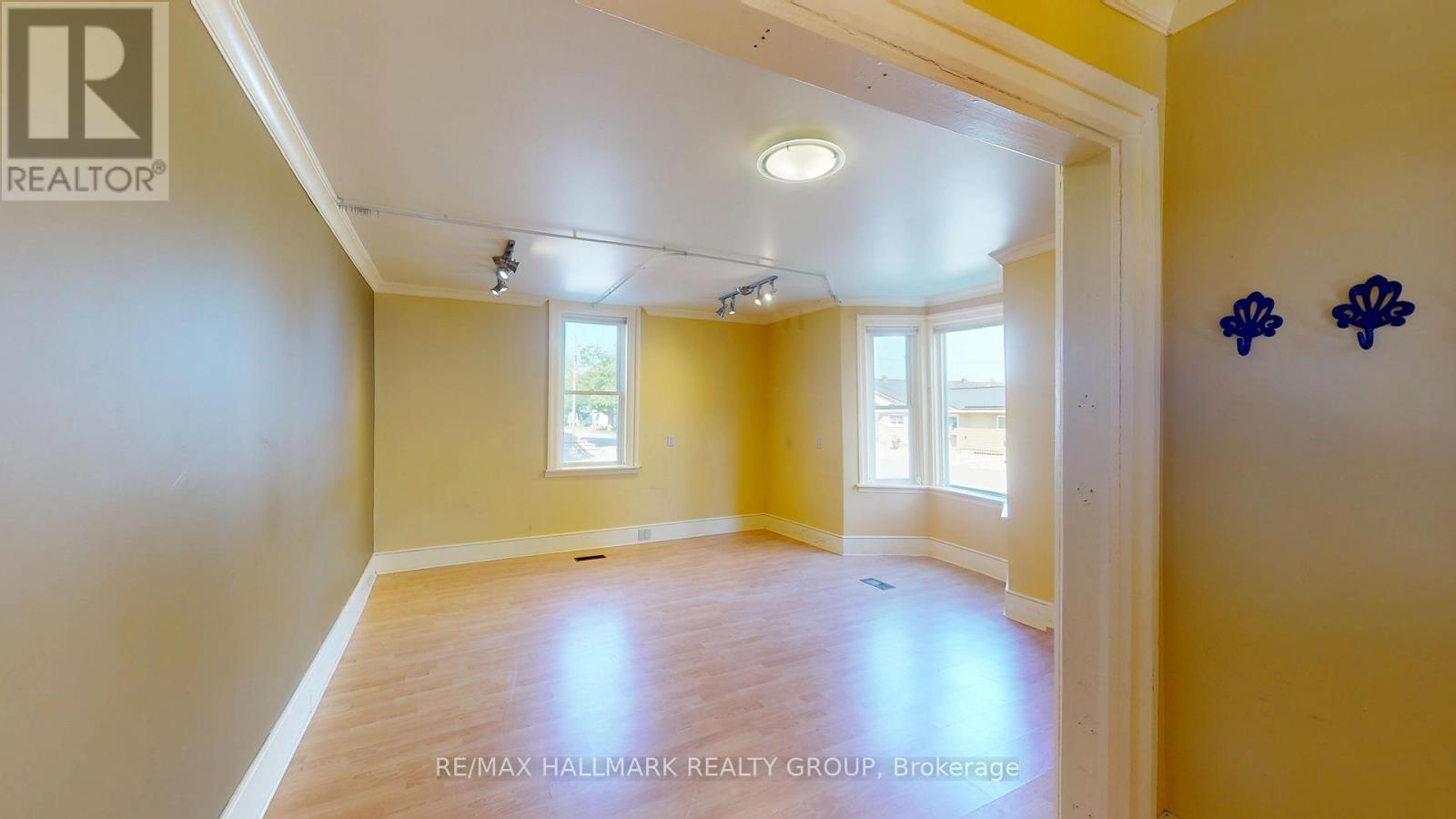 10 Wellington Street E, Athens, Ontario  K0E 1B0 - Photo 31 - X12361263