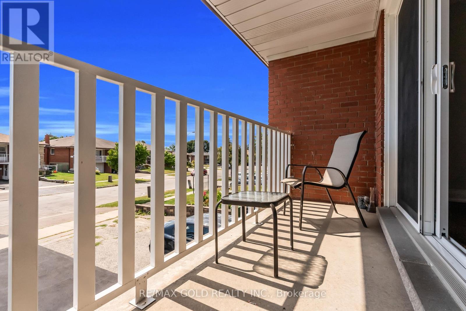 52 Paradelle Crescent, Toronto, Ontario  M3N 1E4 - Photo 30 - W12360789