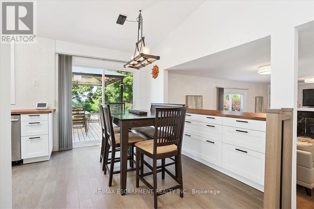93 Westgate Park Drive, St. Catharines, Ontario  L2N 5X1 - Photo 12 - X12361249