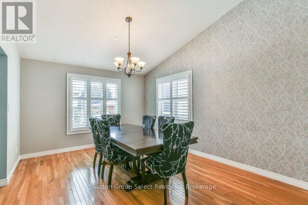 21 Heron Avenue, Woodstock, Ontario  N4T 1T1 - Photo 17 - X12361259