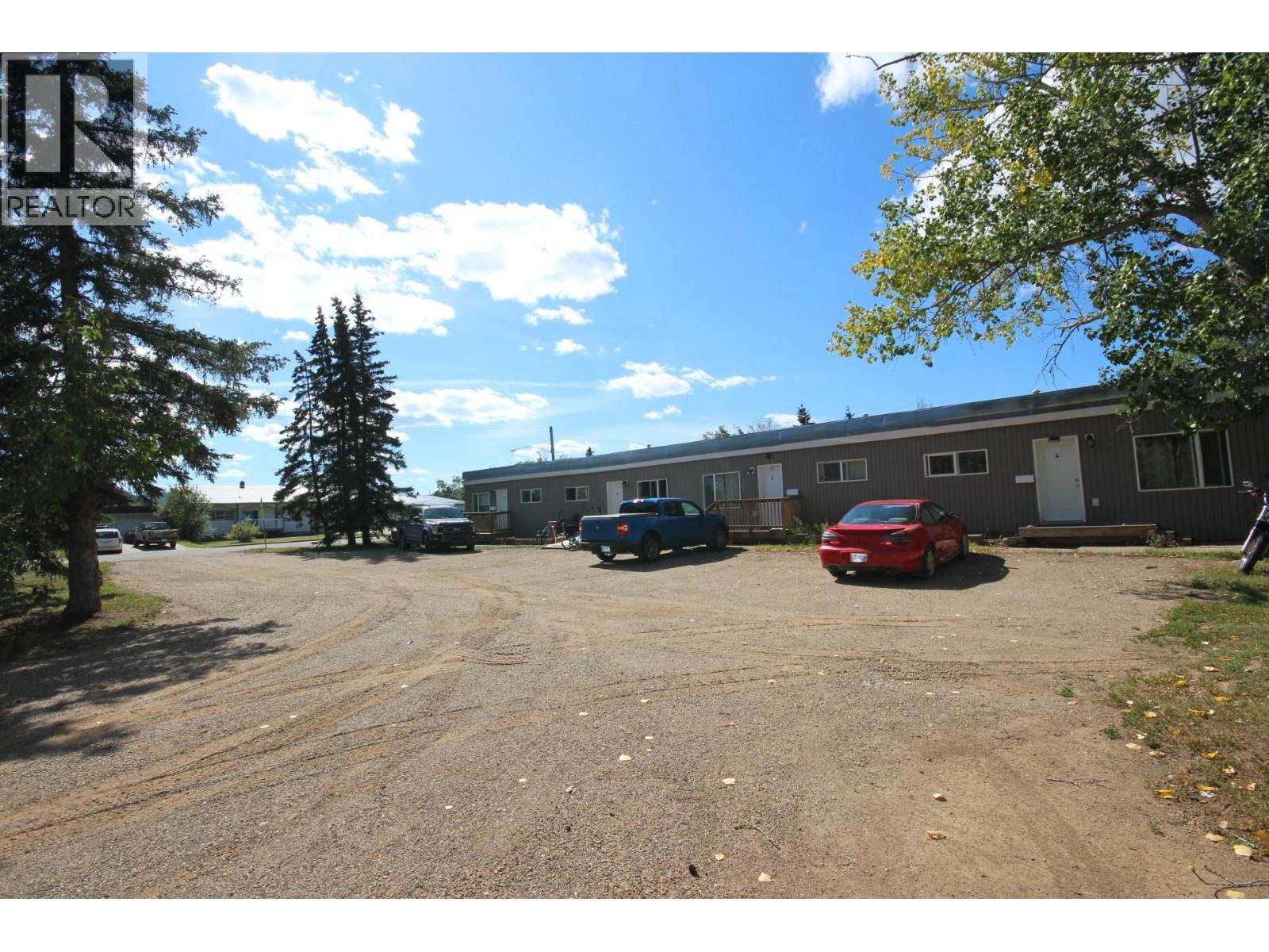 1310 108 Avenue, dawson creek, British Columbia