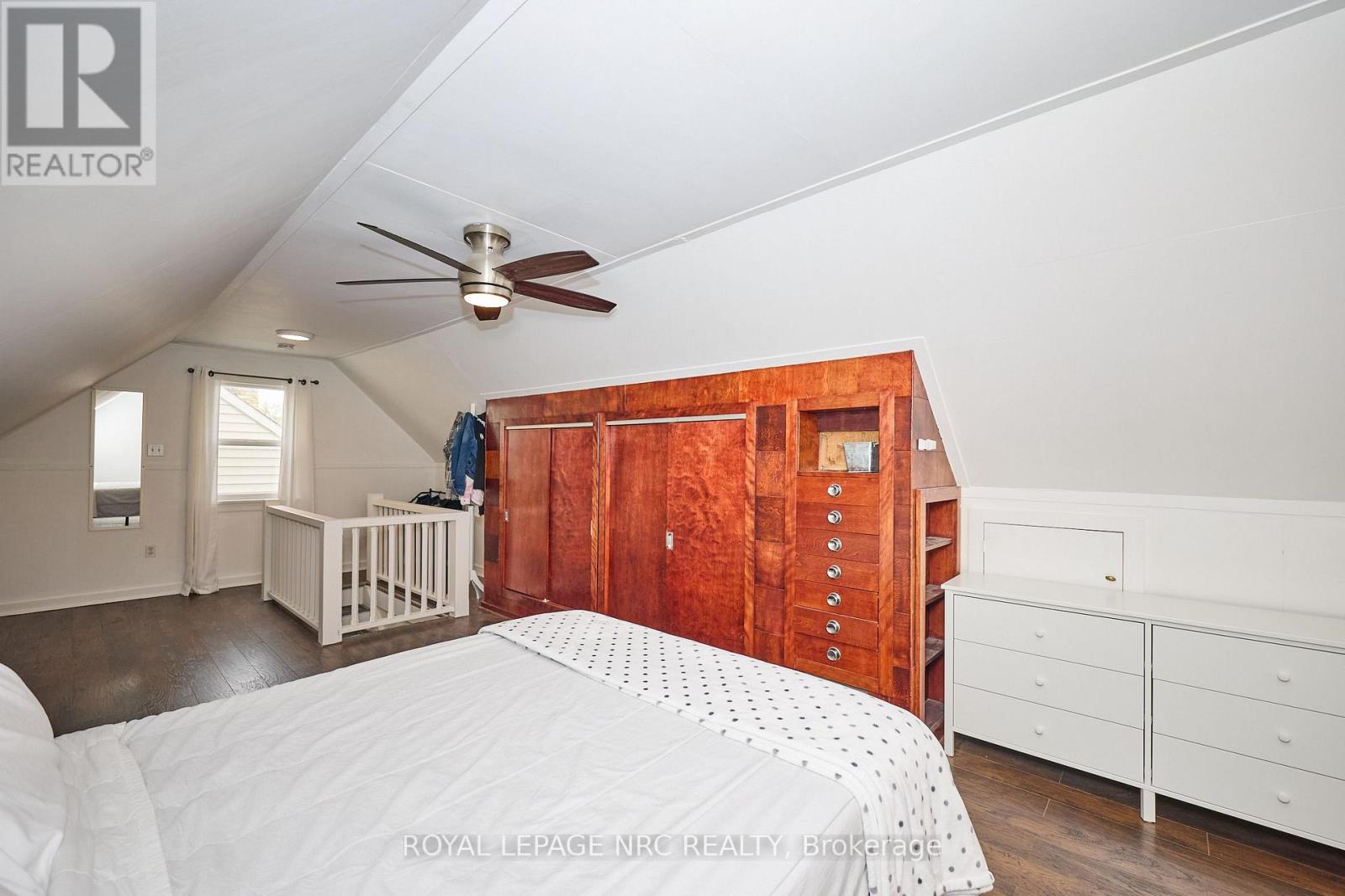 27 Victoria Street, St. Catharines, Ontario L2S 2L1 - Photo 20 - X12361271