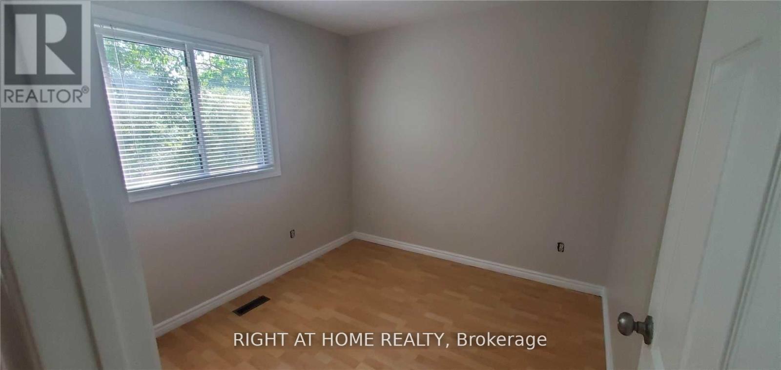 Upper - 47 Salisbury Circle, Brampton, Ontario  L6V 2Z4 - Photo 9 - W12361265