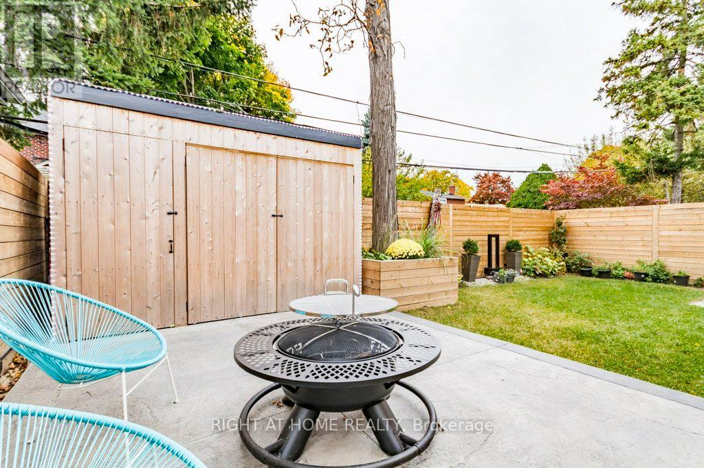 118 Martin Grove Road, Toronto, Ontario  M9B 4K5 - Photo 41 - W12361273