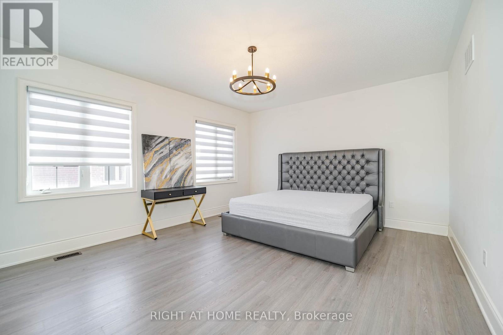 1 Penlea Gate, Brampton, Ontario  L6P 4M7 - Photo 18 - W12361277