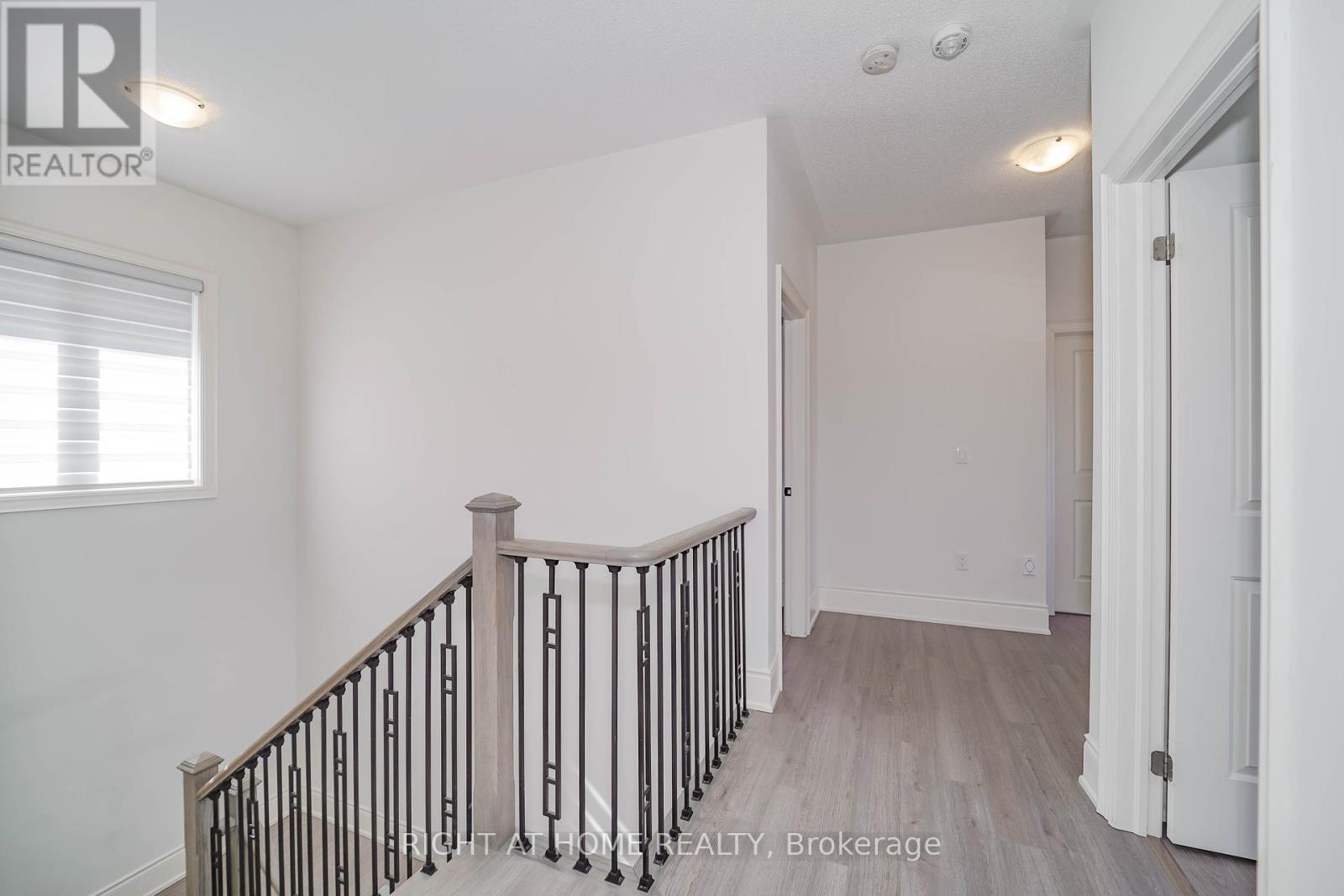 1 Penlea Gate, Brampton, Ontario  L6P 4M7 - Photo 30 - W12361277