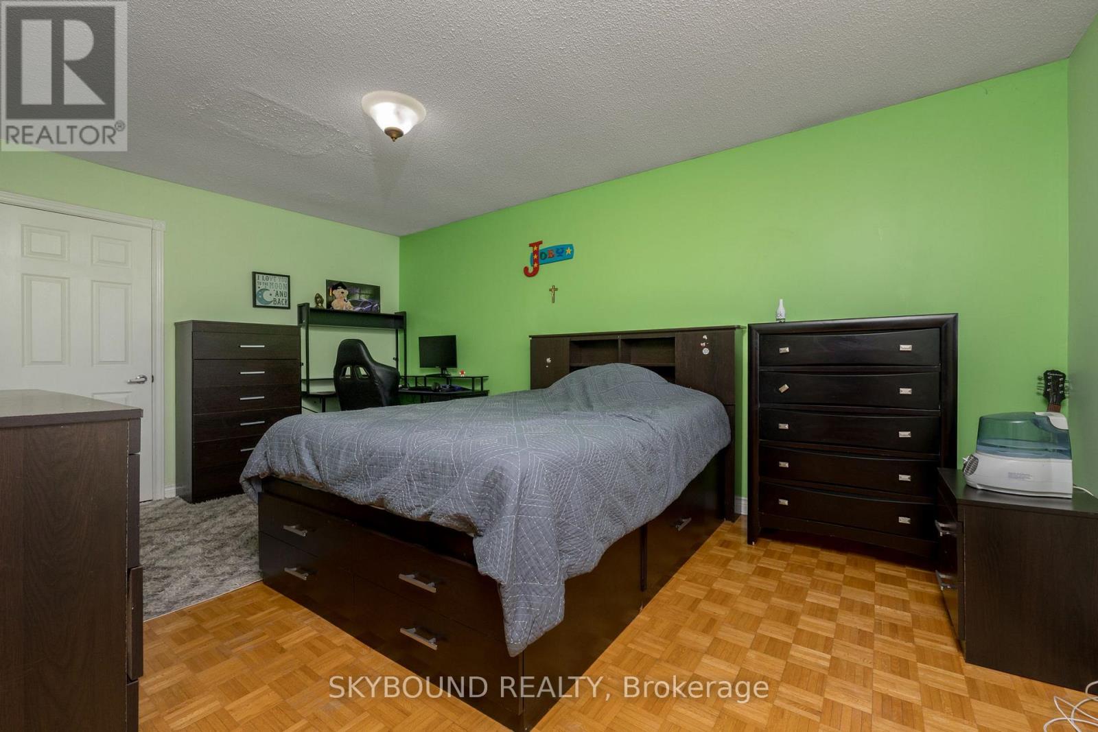108 Zinnia Place, Vaughan, Ontario  L4L 6G5 - Photo 27 - N12361285