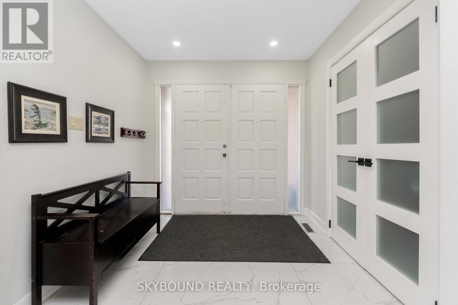 108 Zinnia Place, Vaughan, Ontario  L4L 6G5 - Photo 3 - N12361285