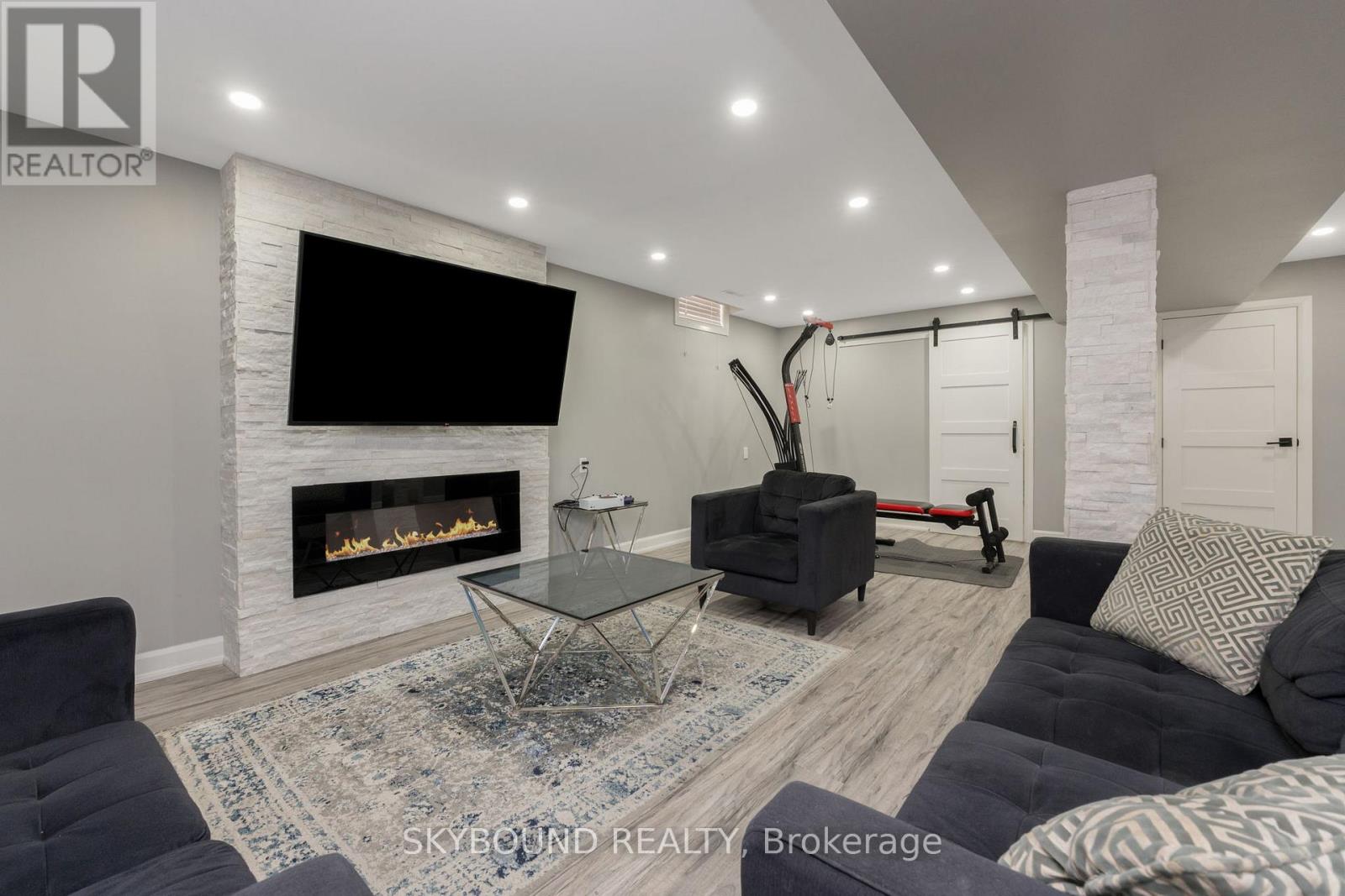 108 Zinnia Place, Vaughan, Ontario  L4L 6G5 - Photo 33 - N12361285