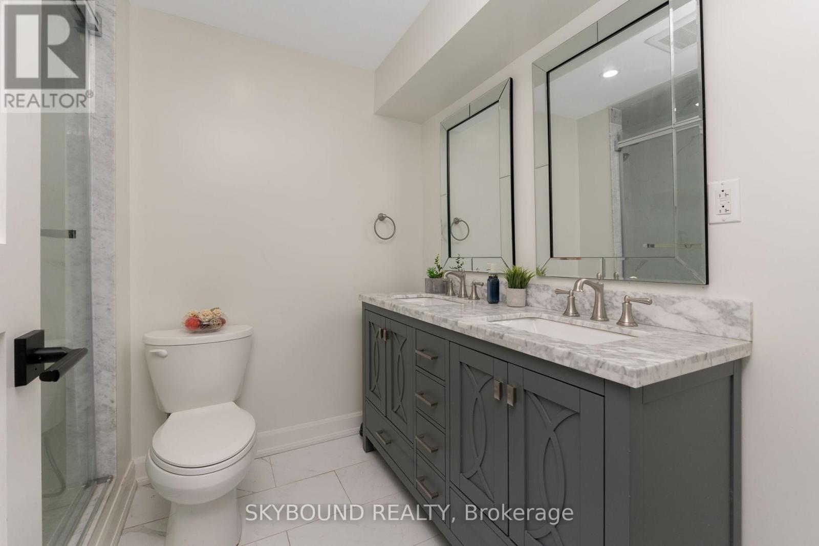 108 Zinnia Place, Vaughan, Ontario  L4L 6G5 - Photo 43 - N12361285