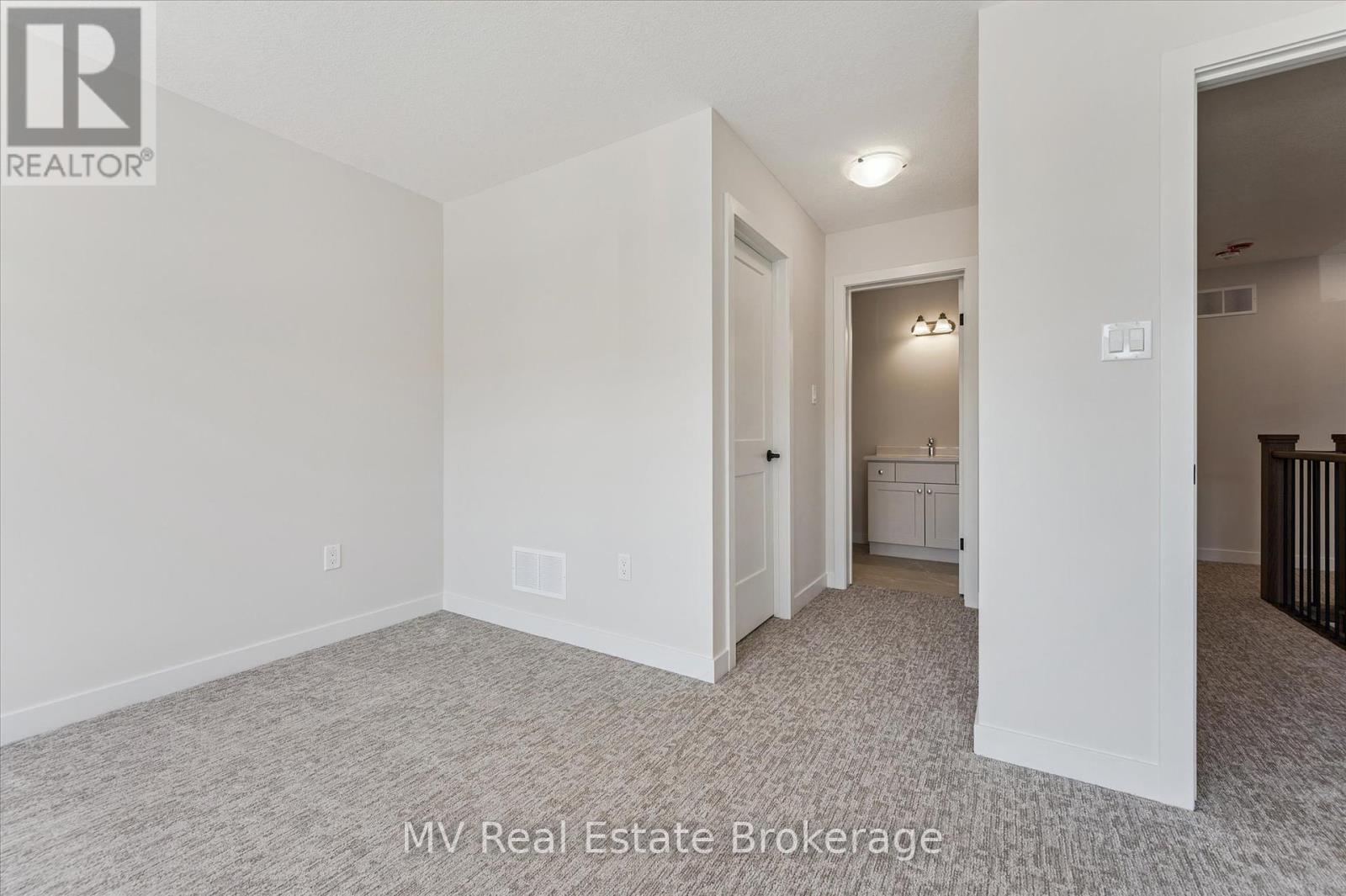 46 Fieldstone Lane Private, Centre Wellington, Ontario  N0B 1S0 - Photo 29 - X12361289