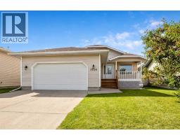 1709 4 Avenue SE Sunshine Meadow