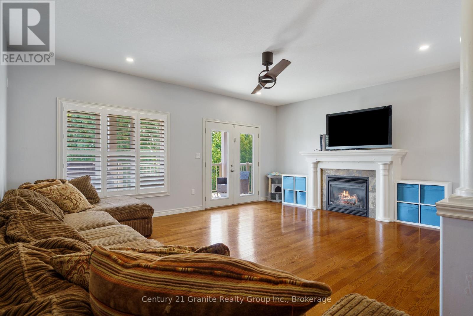 66 Magnificent Way, Hamilton, Ontario  L0R 1C0 - Photo 14 - X12361302