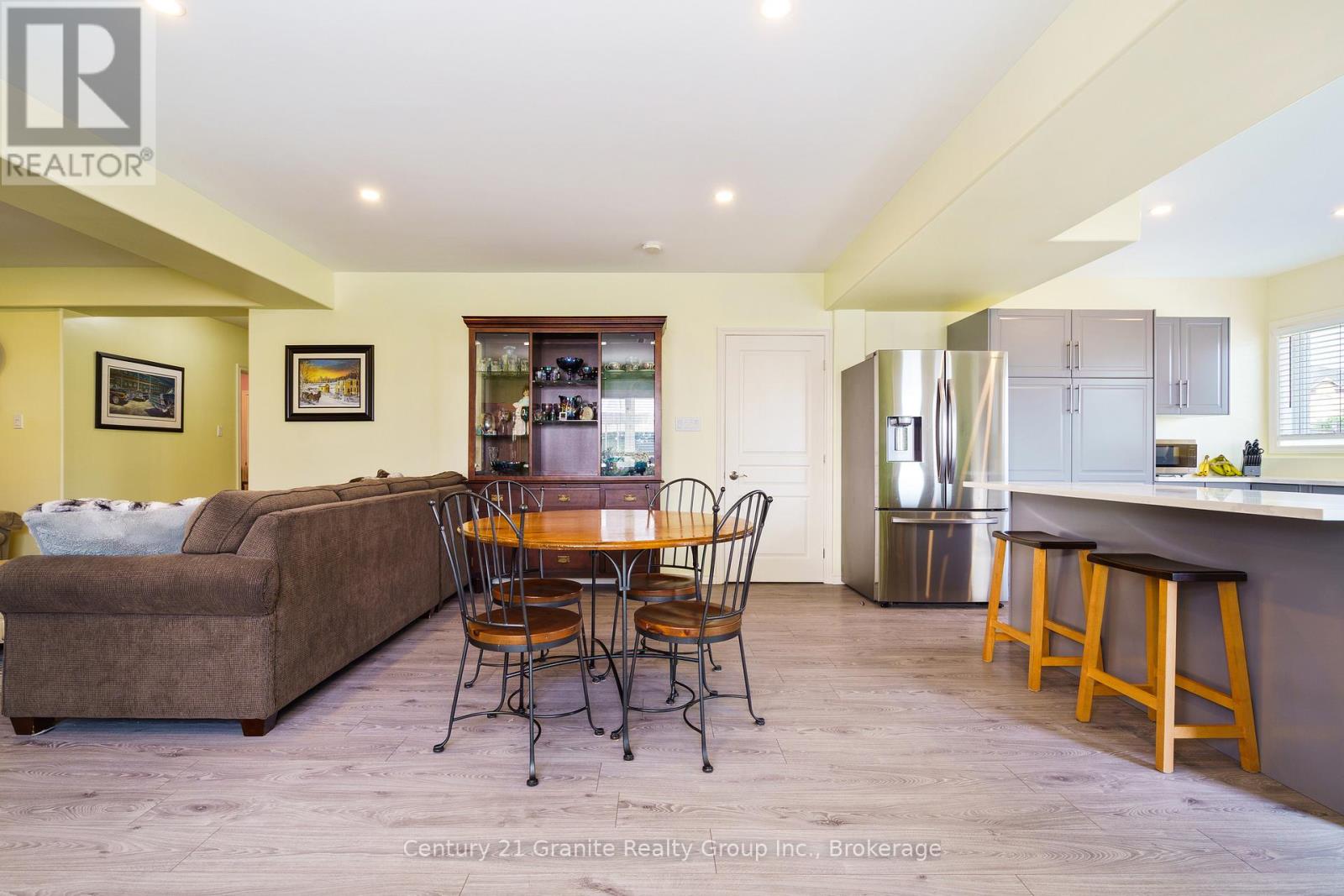 66 Magnificent Way, Hamilton, Ontario  L0R 1C0 - Photo 29 - X12361302