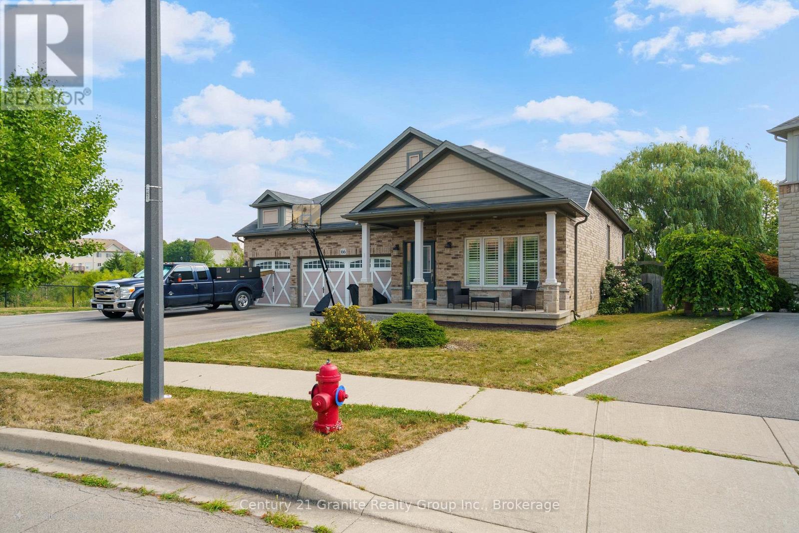 Property at 66 MAGNIFICENT WAY image 3