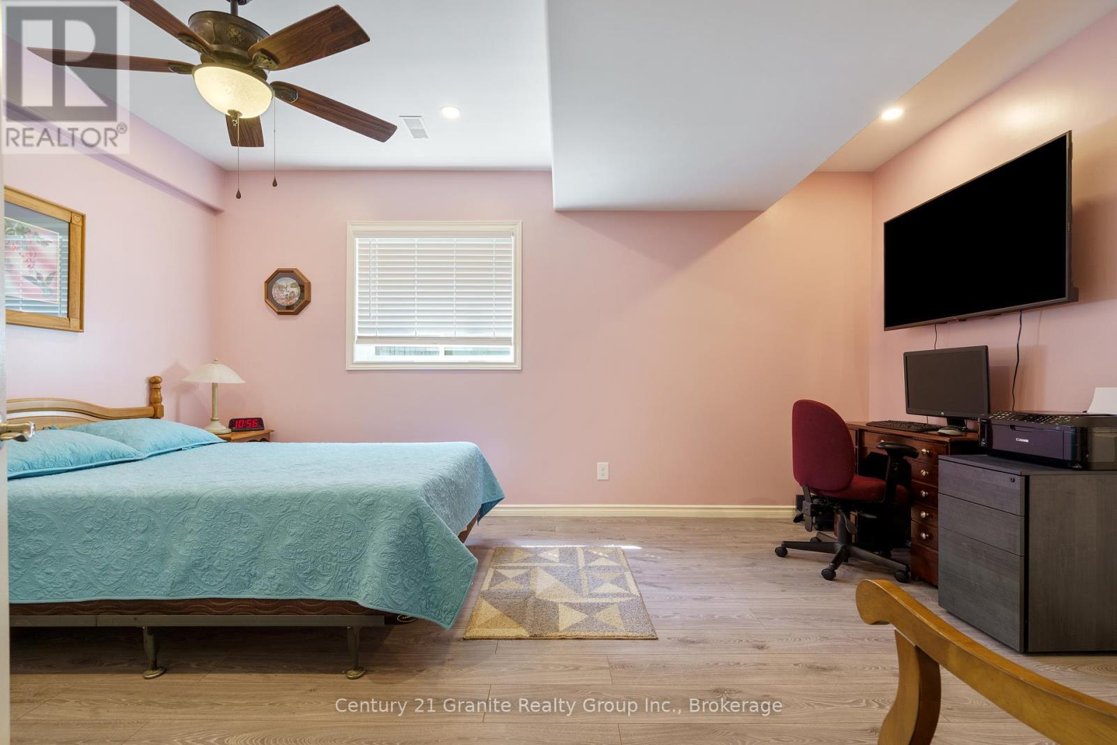 66 Magnificent Way, Hamilton, Ontario  L0R 1C0 - Photo 39 - X12361302
