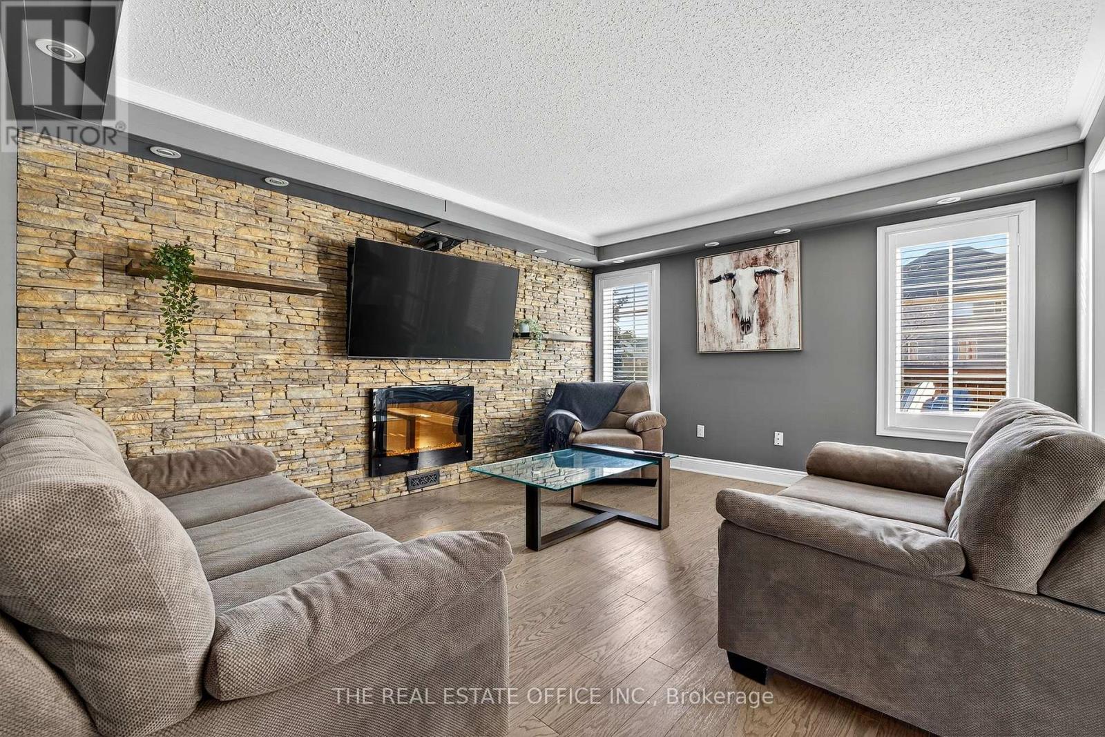 1772 Whitestone Court, Oshawa, Ontario  L1K 2Z4 - Photo 6 - E12361300