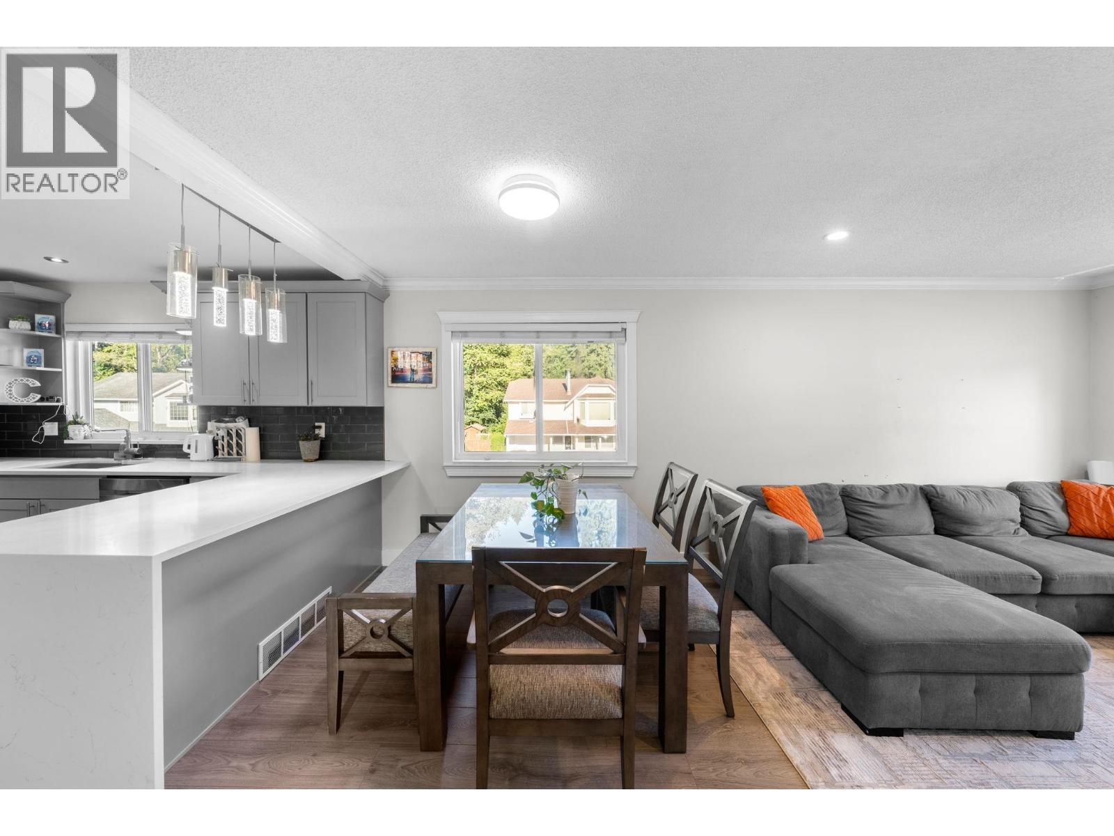20709 120b Avenue, Maple Ridge, British Columbia  V2X 9T5 - Photo 4 - R3039693