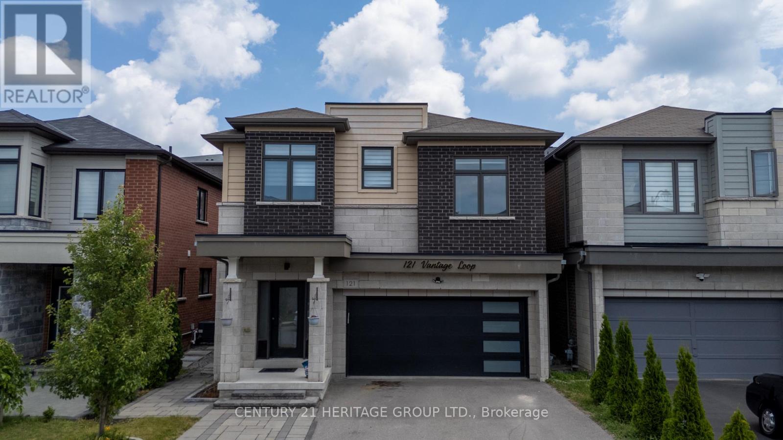 121 VANTAGE LOOP, Newmarket, Ontario