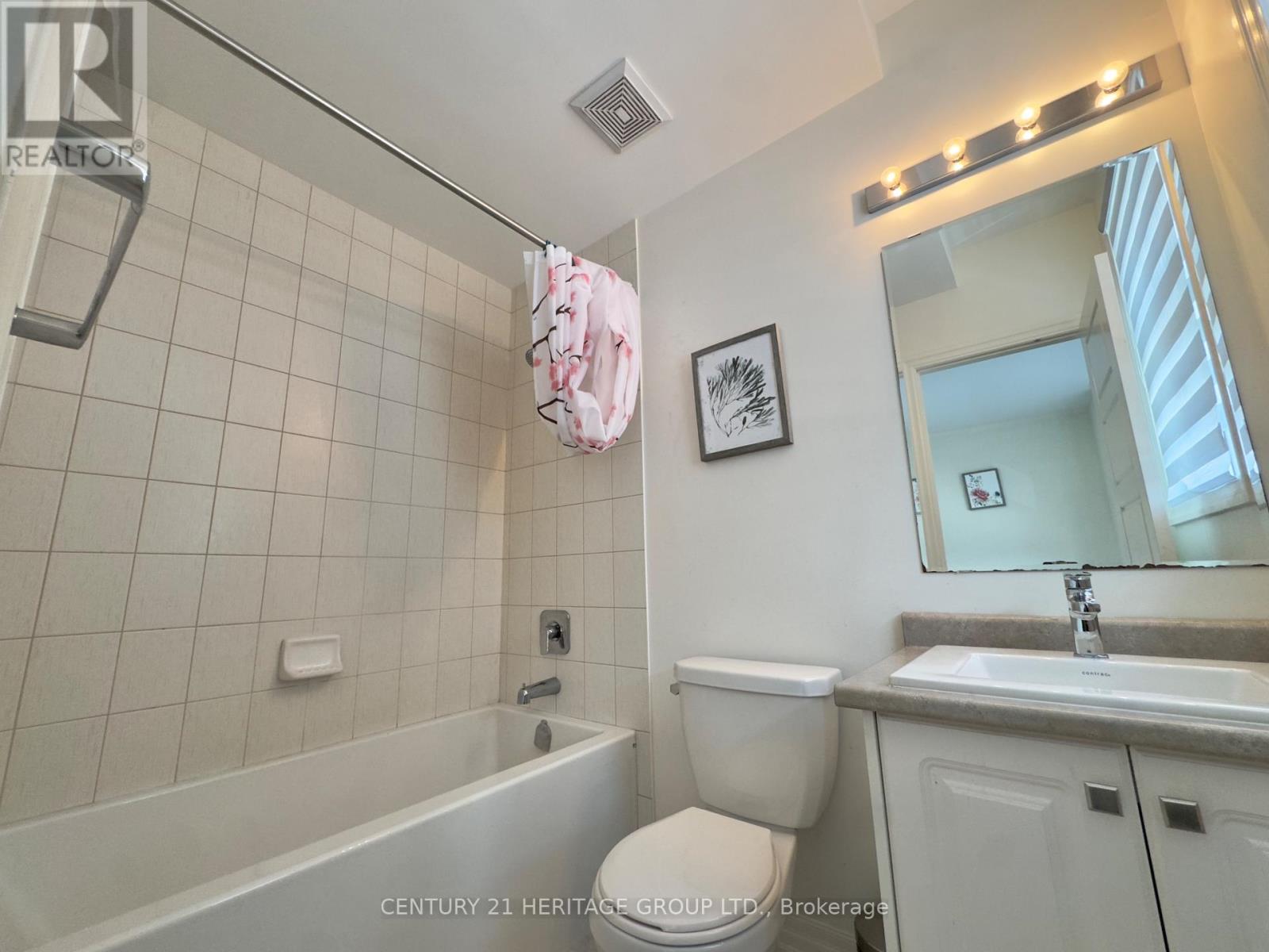 121 Vantage Loop, Newmarket, Ontario  L3X 0K8 - Photo 11 - N12361319