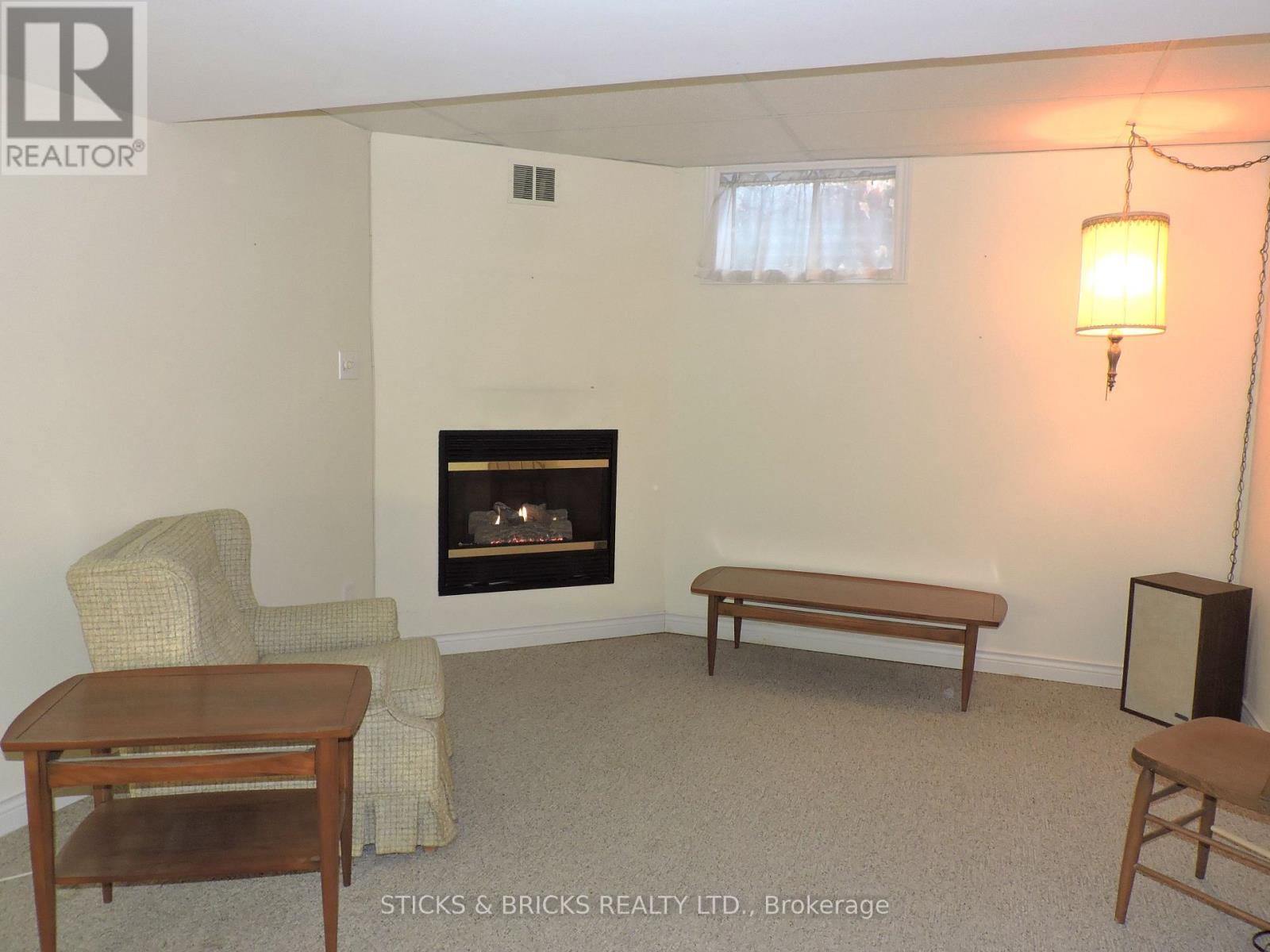 16 - 4667 Portage Road W, Niagara Falls, Ontario  L2E 6A9 - Photo 33 - X12272763