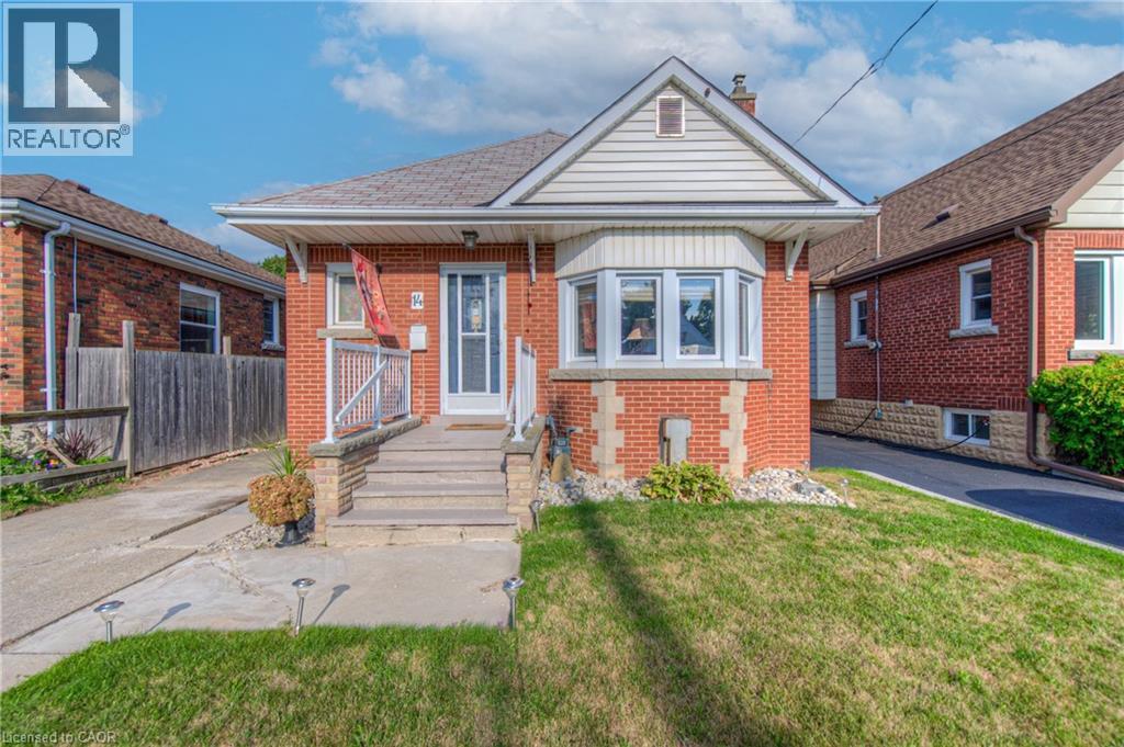 14 BARONS Avenue S, Hamilton, Ontario