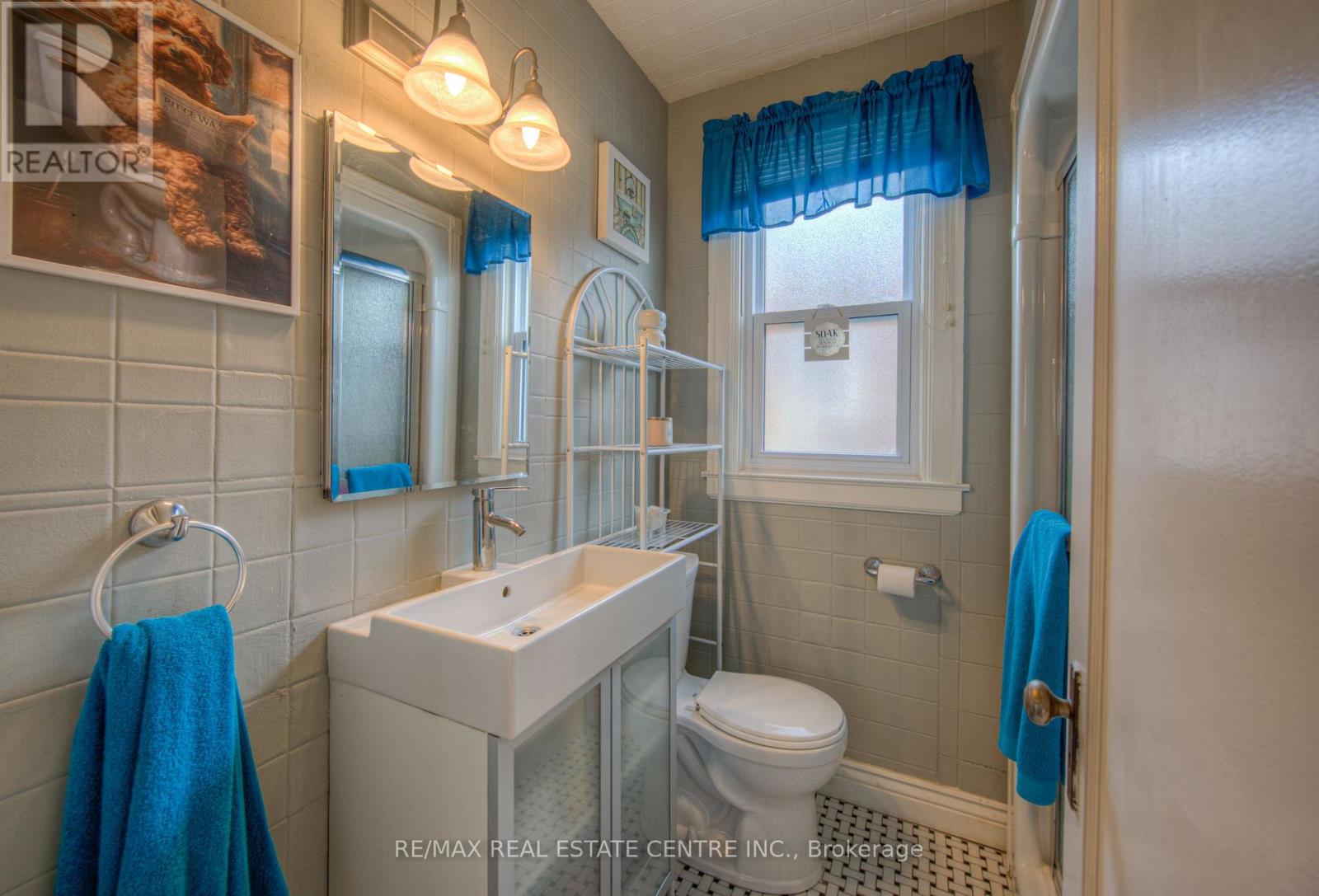 14 Barons Avenue S, Hamilton, Ontario  L8K 2X9 - Photo 22 - X12361018