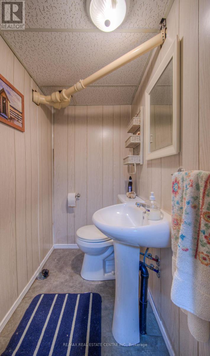 14 Barons Avenue S, Hamilton, Ontario  L8K 2X9 - Photo 33 - X12361018