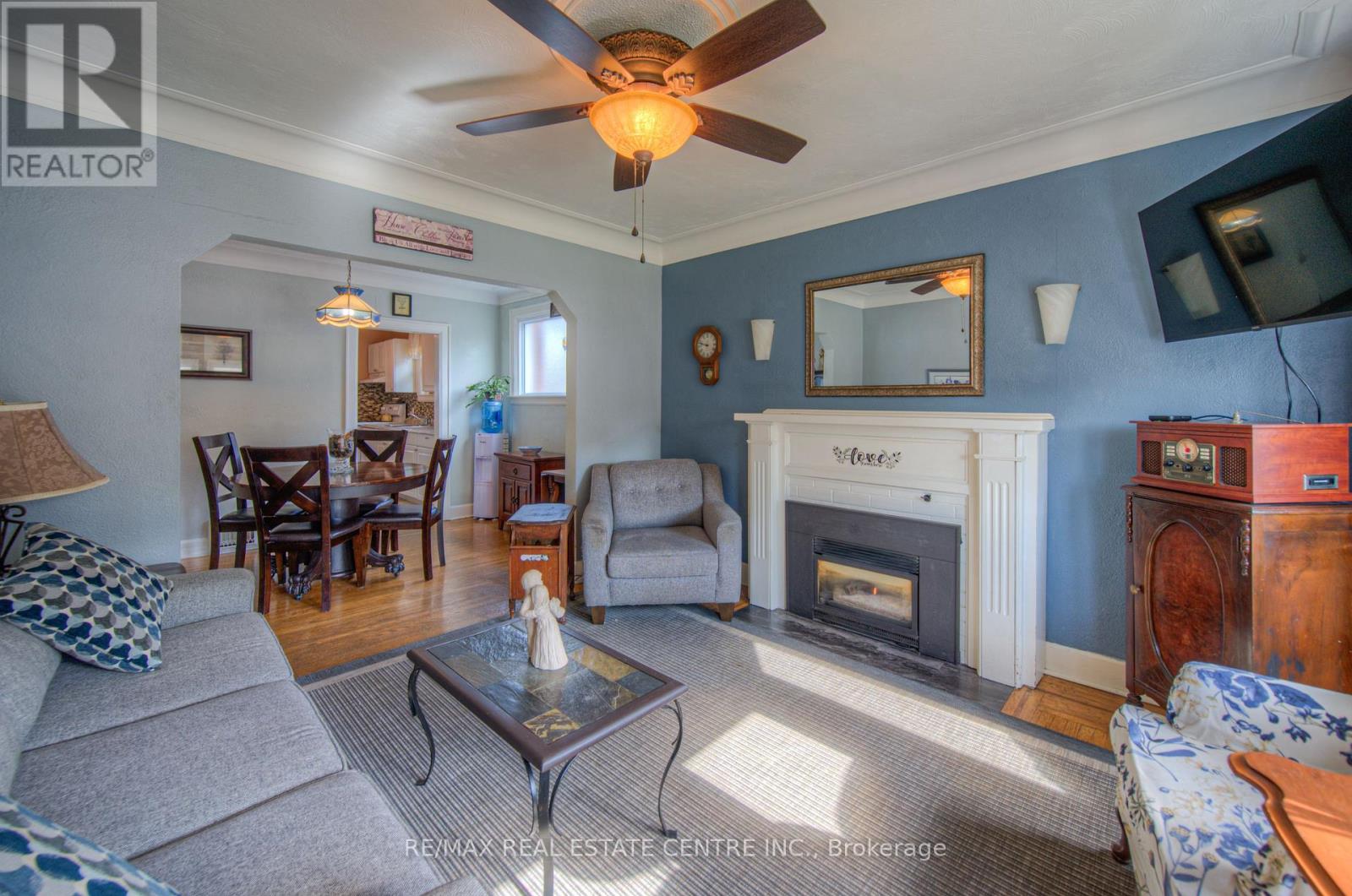 14 Barons Avenue S, Hamilton, Ontario  L8K 2X9 - Photo 9 - X12361018
