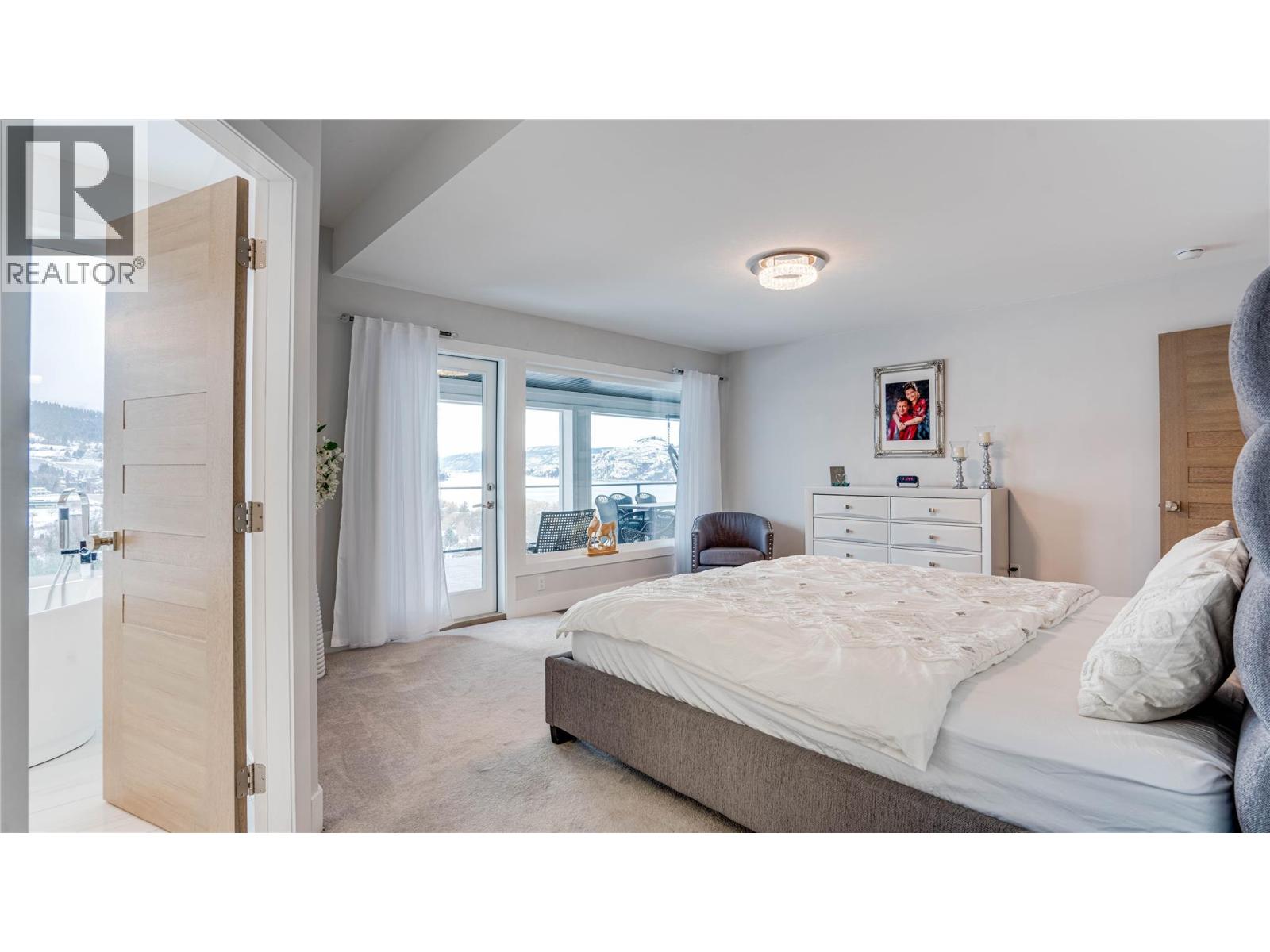8792 Cortland Place, Coldstream, British Columbia  V1B 4B8 - Photo 39 - 10359612