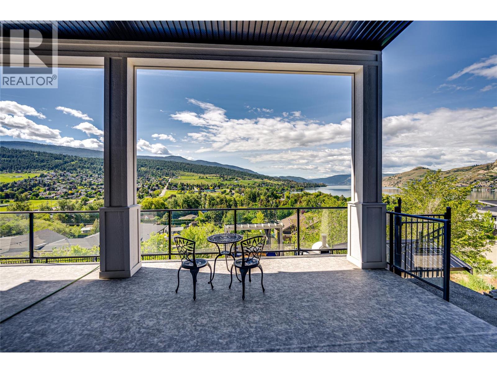 8792 Cortland Place, Coldstream, British Columbia  V1B 4B8 - Photo 14 - 10359612