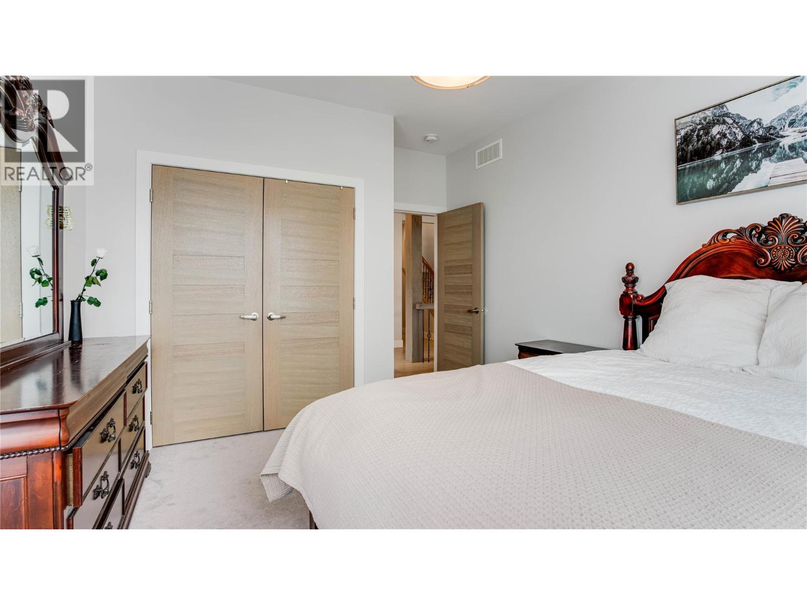8792 Cortland Place, Coldstream, British Columbia  V1B 4B8 - Photo 63 - 10359612