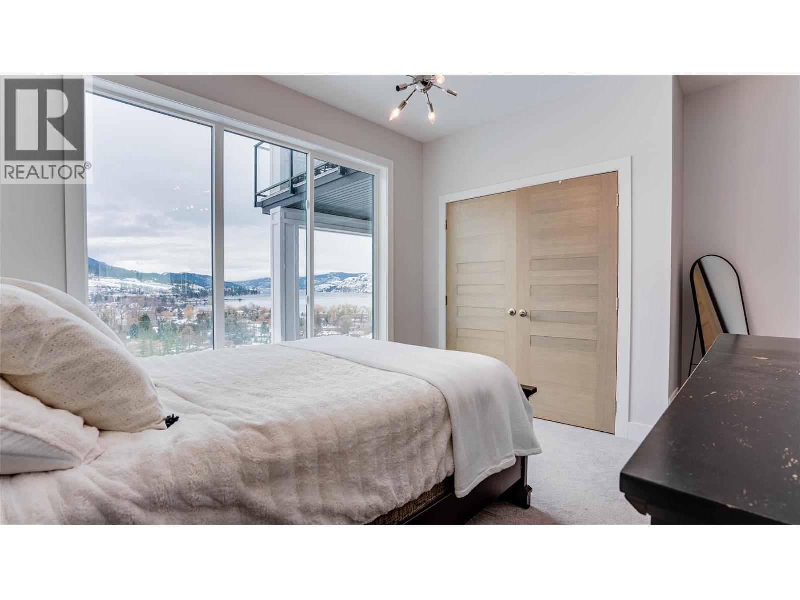 8792 Cortland Place, Coldstream, British Columbia  V1B 4B8 - Photo 78 - 10359612