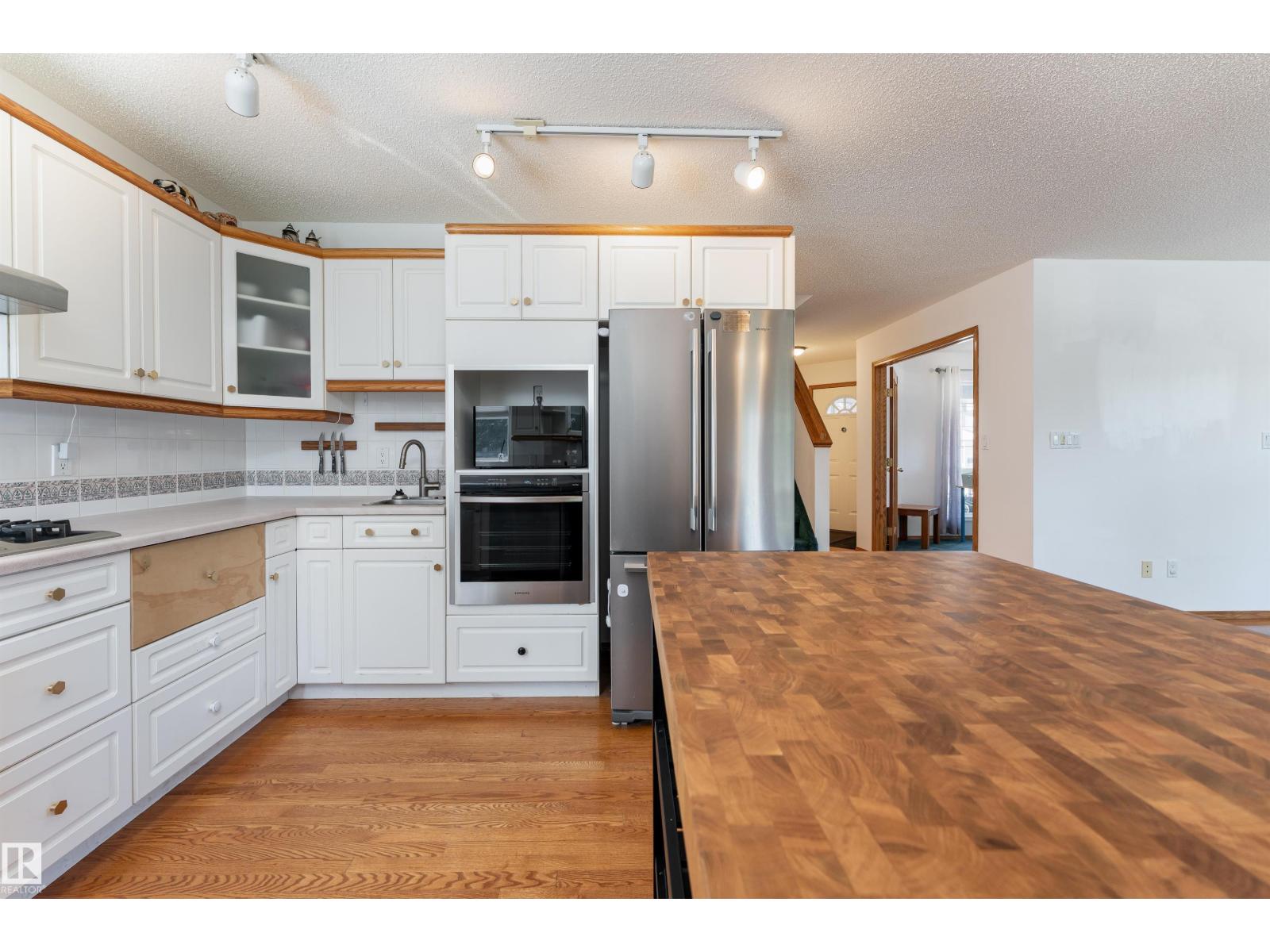11805 10a Av Nw, Edmonton, Alberta  T6J 7A7 - Photo 13 - E4448351